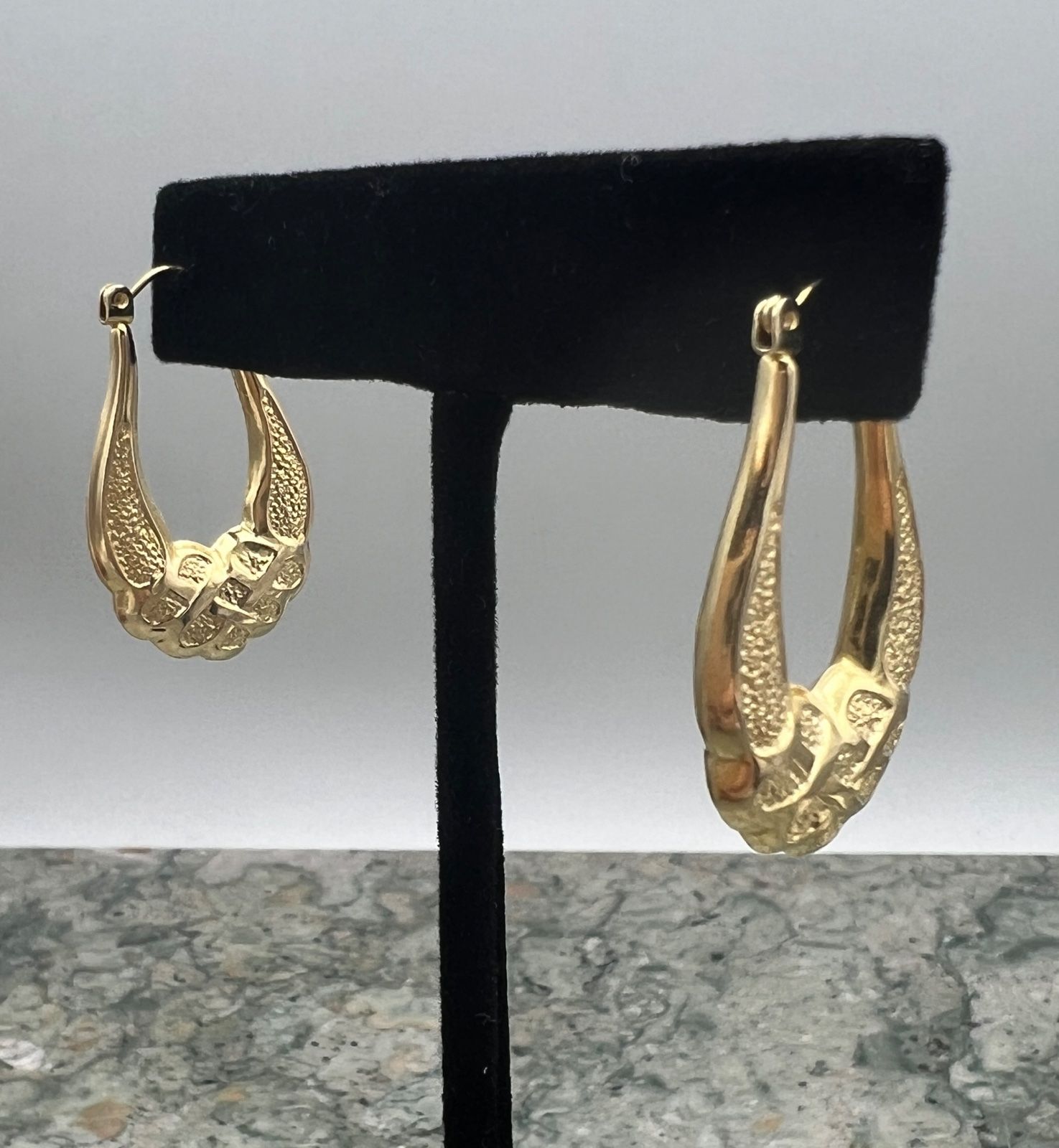 14K Gold Textured Scalloped Hoop Earrings with Crossover Design 3