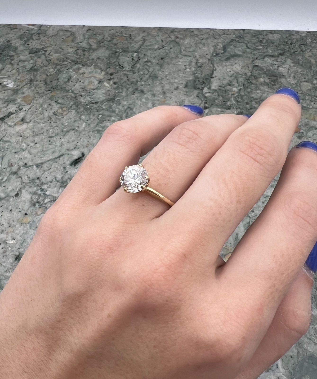 14K Yellow Gold Solitaire Ring with Glass Stone Round Cut. Sz. 5.5 3