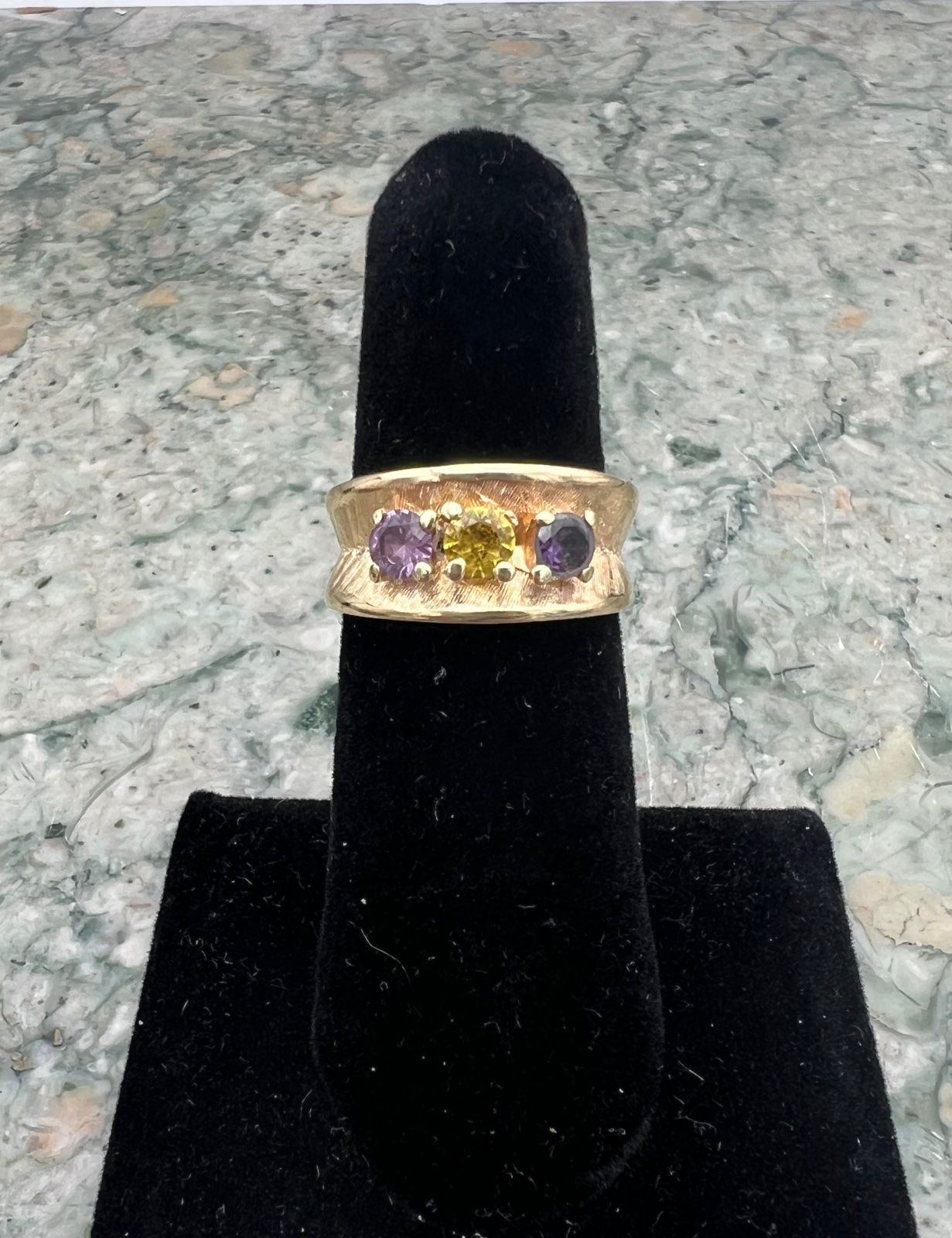14K Gold Three-Stone Ring with Yellow and Purple Gemstones. Sz. 6.25 2