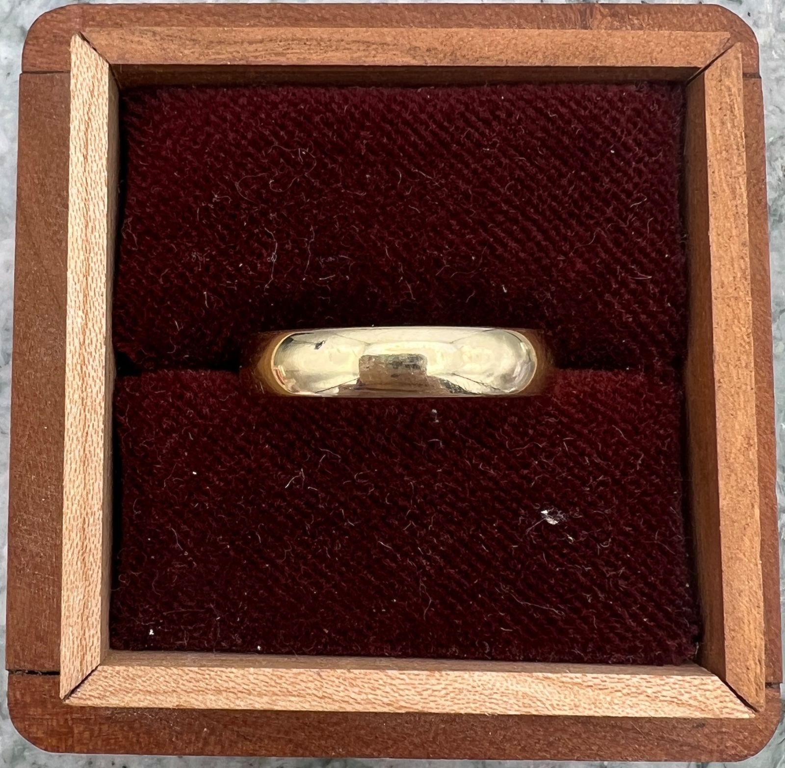 10K Yellow Gold Wedding Band Ring Classic Plain Style. Sz 13