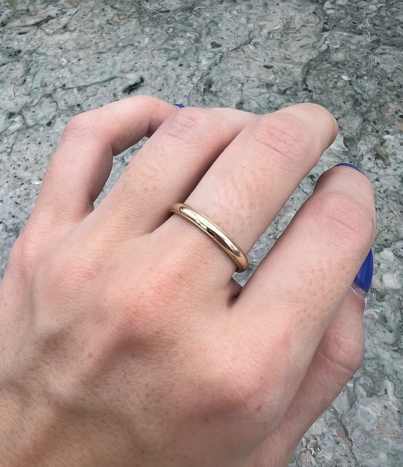14K Gold Wedding Band with Milgrain Edge Detail. Sz. 7 3