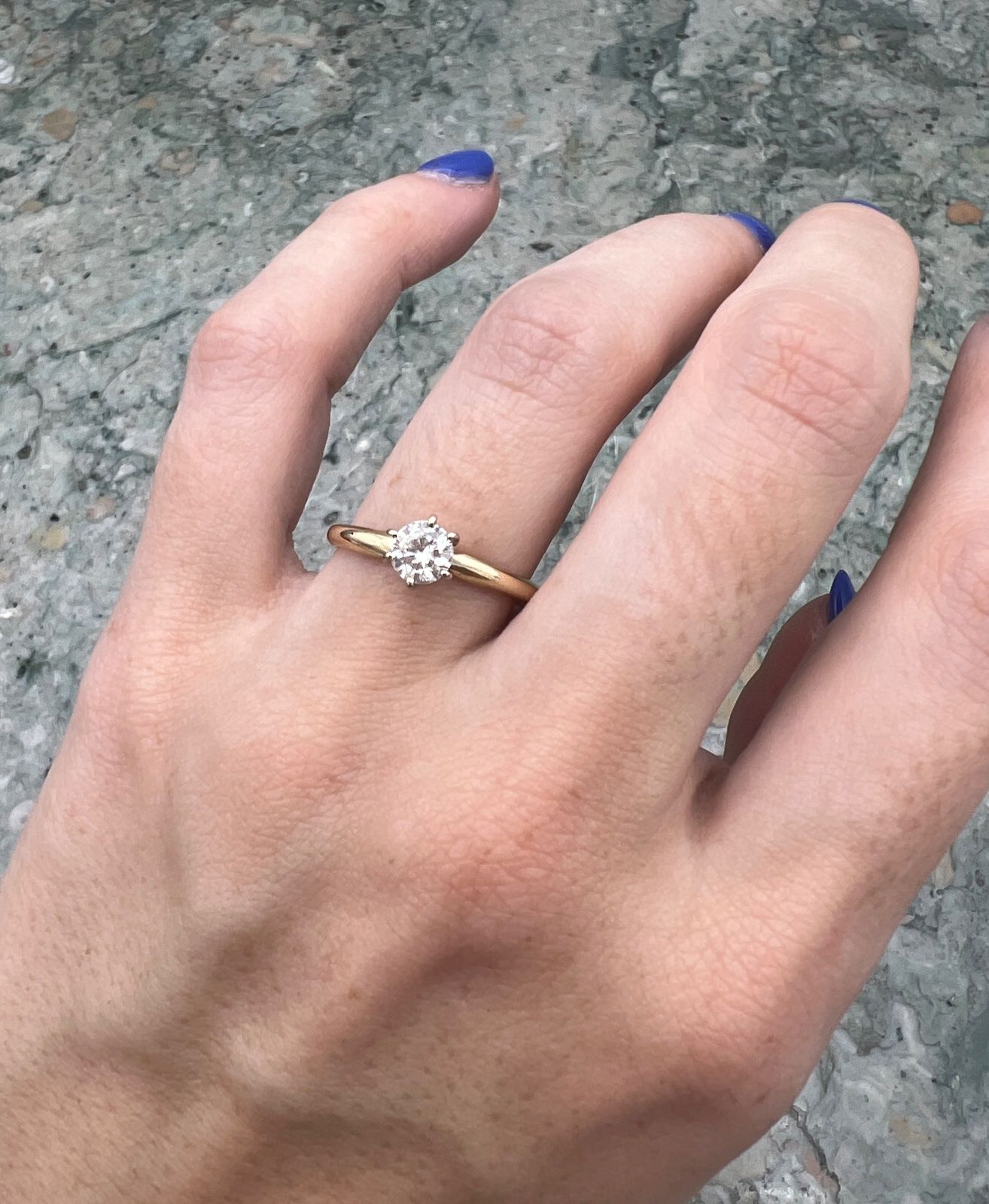 14K Gold Solitaire Diamond Engagement Ring Round Brilliant Cut. Sz. 7 3