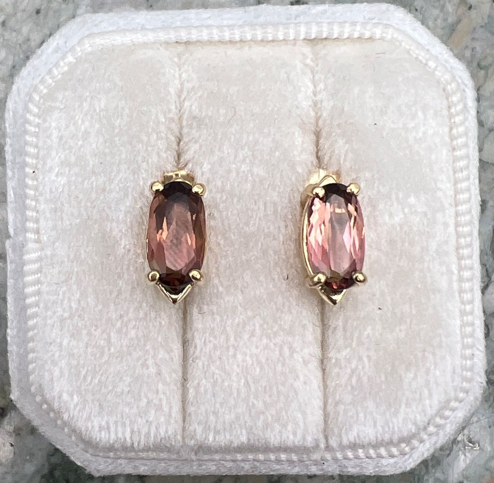 10K Yellow Gold Oval Pink Tourmaline Stud Earrings