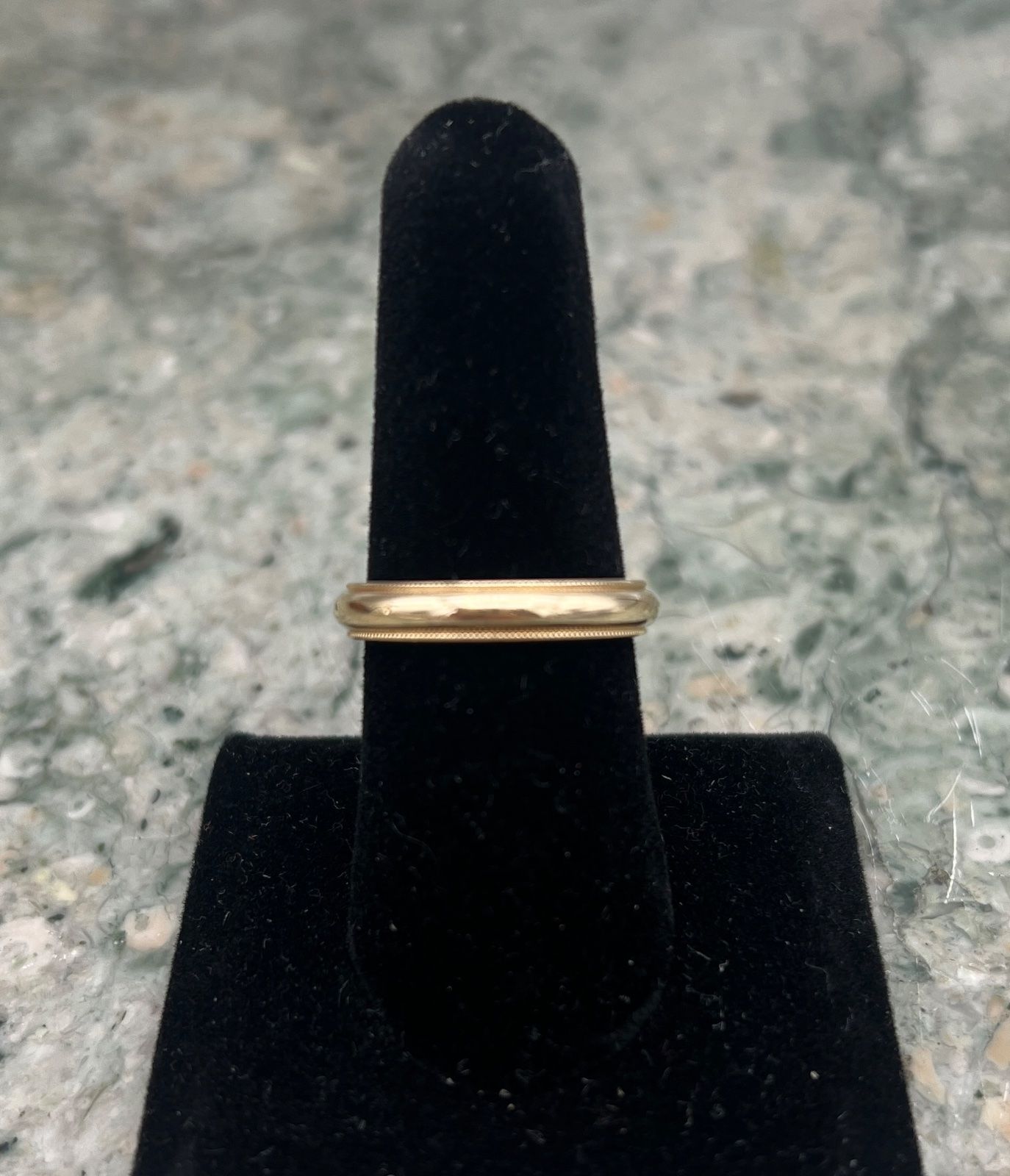14K Gold Milgrain Wedding Band Ring Classic Style. Sz. 8.75 2