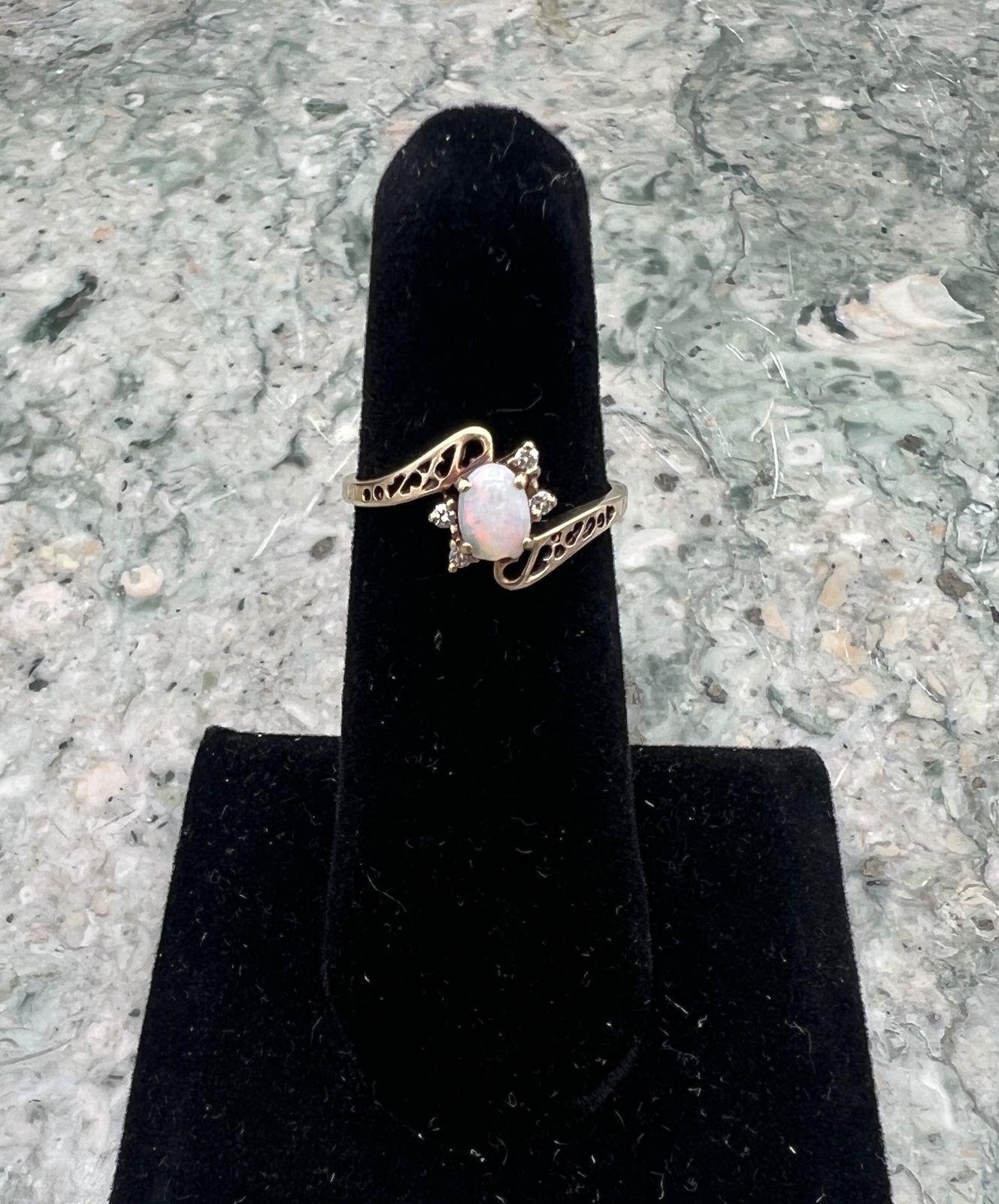 10K Gold Opal & Diamond Bypass Ring with Filigree Band. Sz. 6.25 2