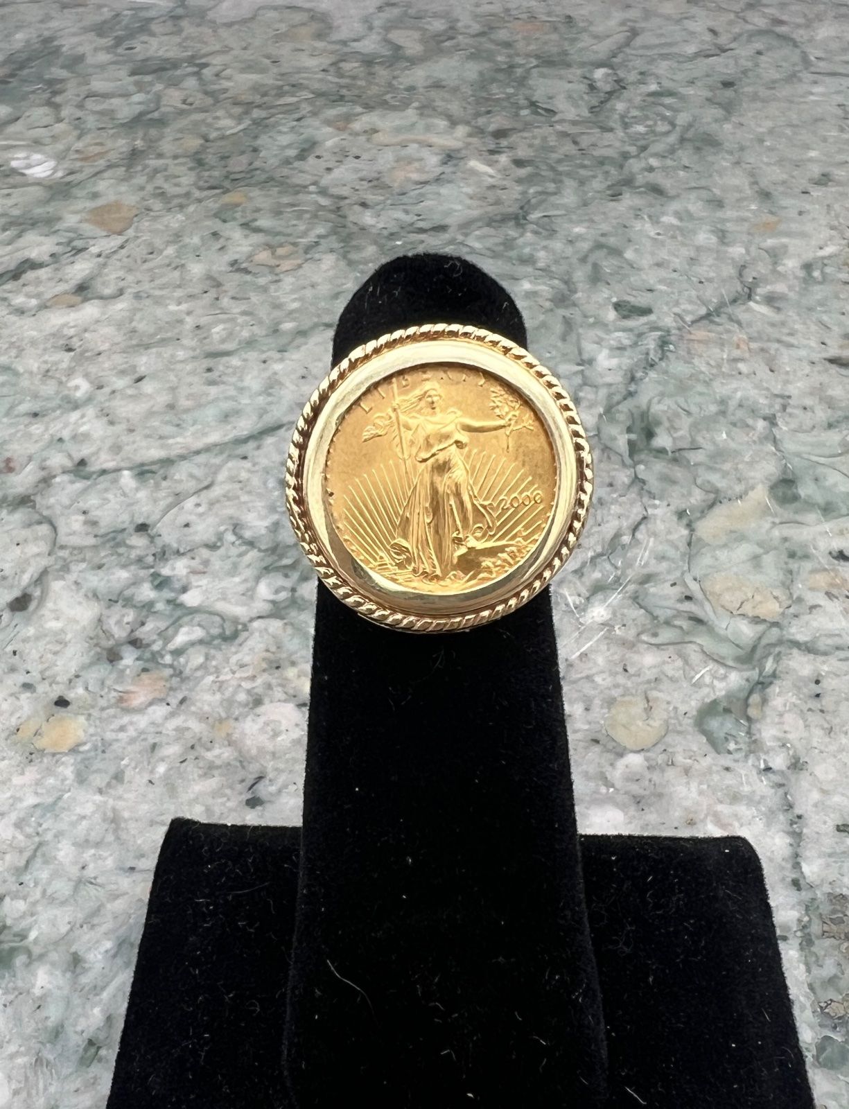 14K Gold Filigree Coin Ring with 1/10 oz American Eagle. Sz. 4.25 2
