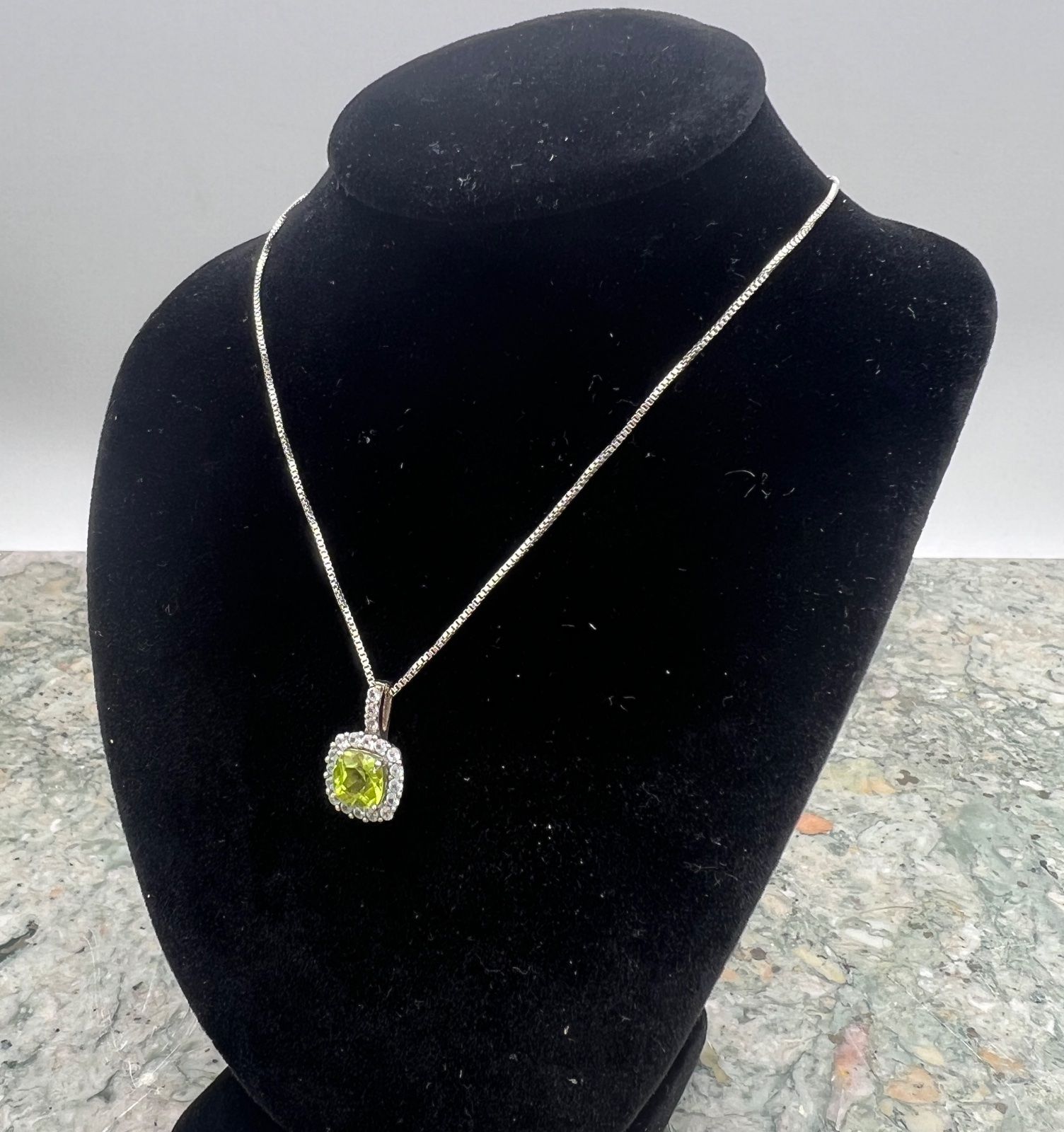 Sterling Silver Peridot & White Topaz Pendant Necklace Earring Set 2