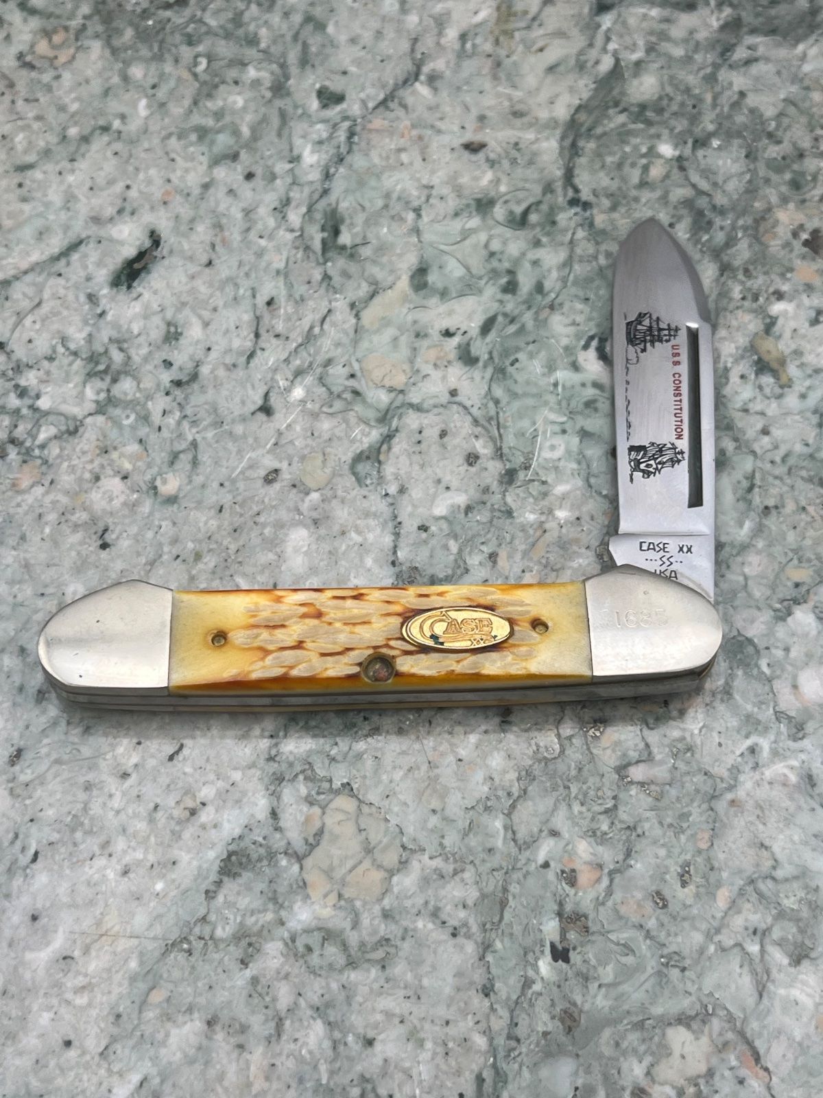 1985 Case XX 6194 SS U.S.S. Constitution Gunboat Canoe Knife #1685