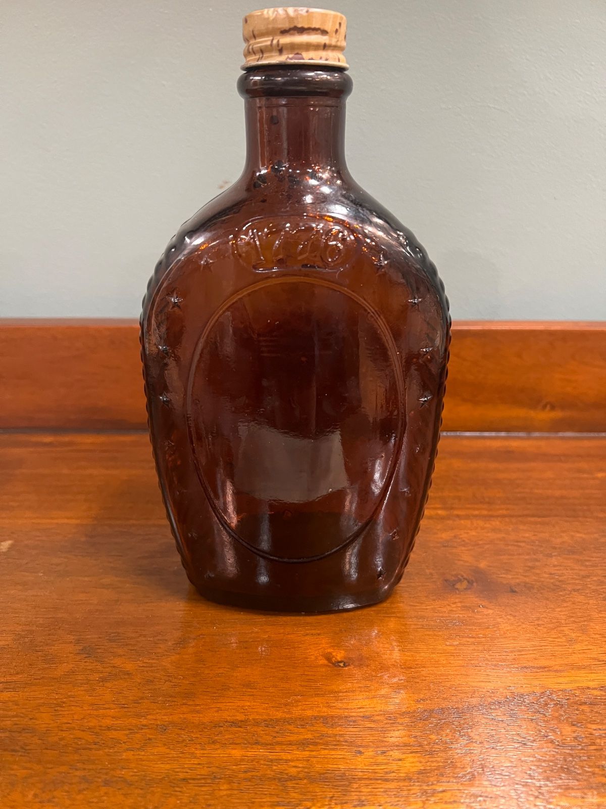 Vintage Amber Glass Log Cabin Syrup Bottle 1776 Eagle Bicentennial Cork 2