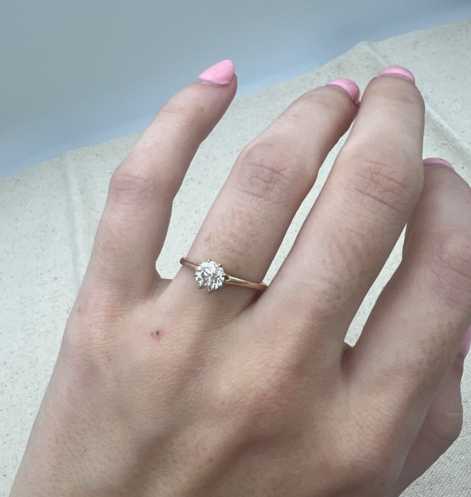 Vintage 10K Gold Diamond Solitaire Engagement Ring .5 CTW. Sz 5.75 3