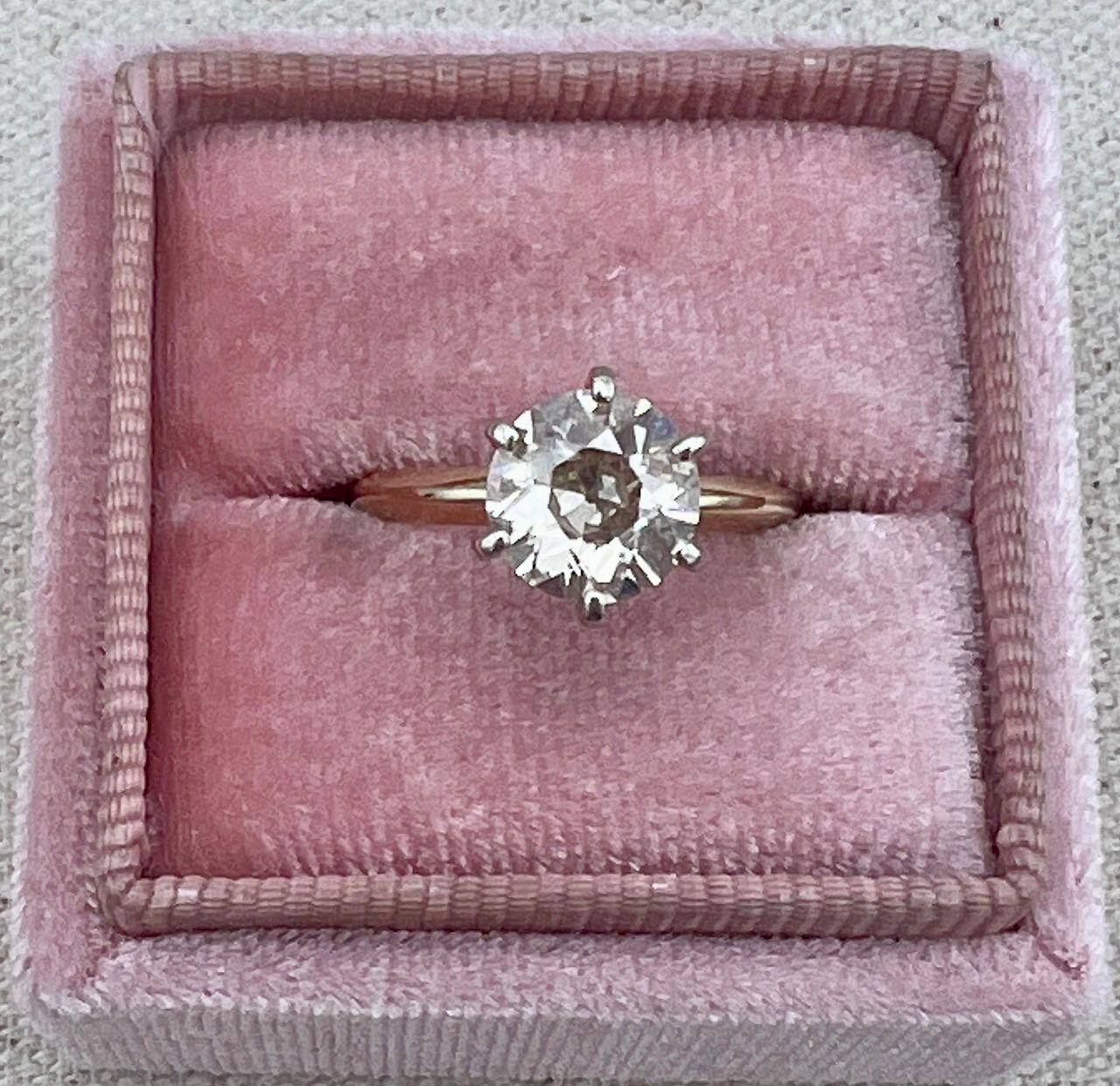 Antique 14K Gold Diamond Solitaire Engagement Ring 6-Prong Setting 2.25 CTW. Sz 6.5
