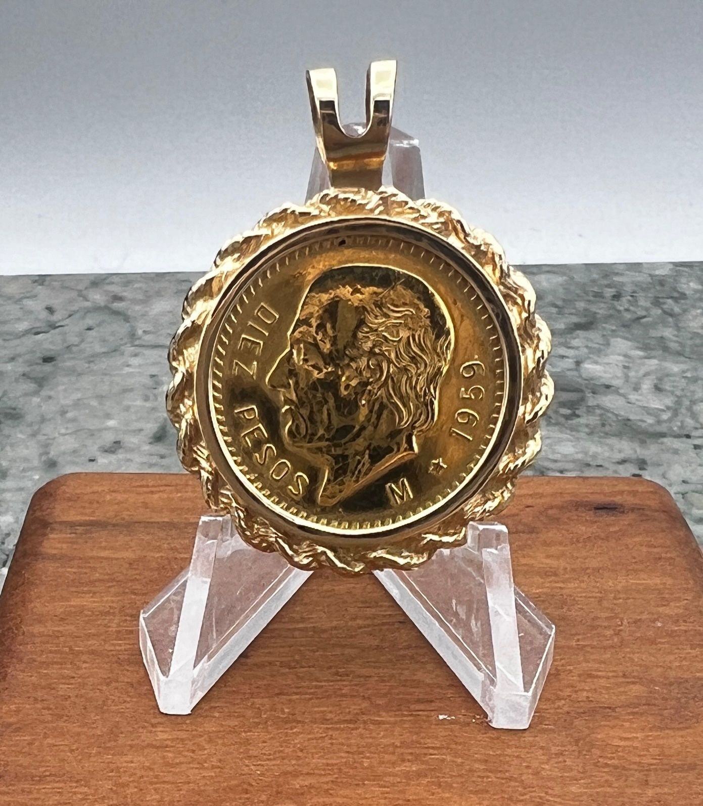 Mexican 10 Peso Gold Coin in 14K Yellow Gold Rope Bezel Pendant