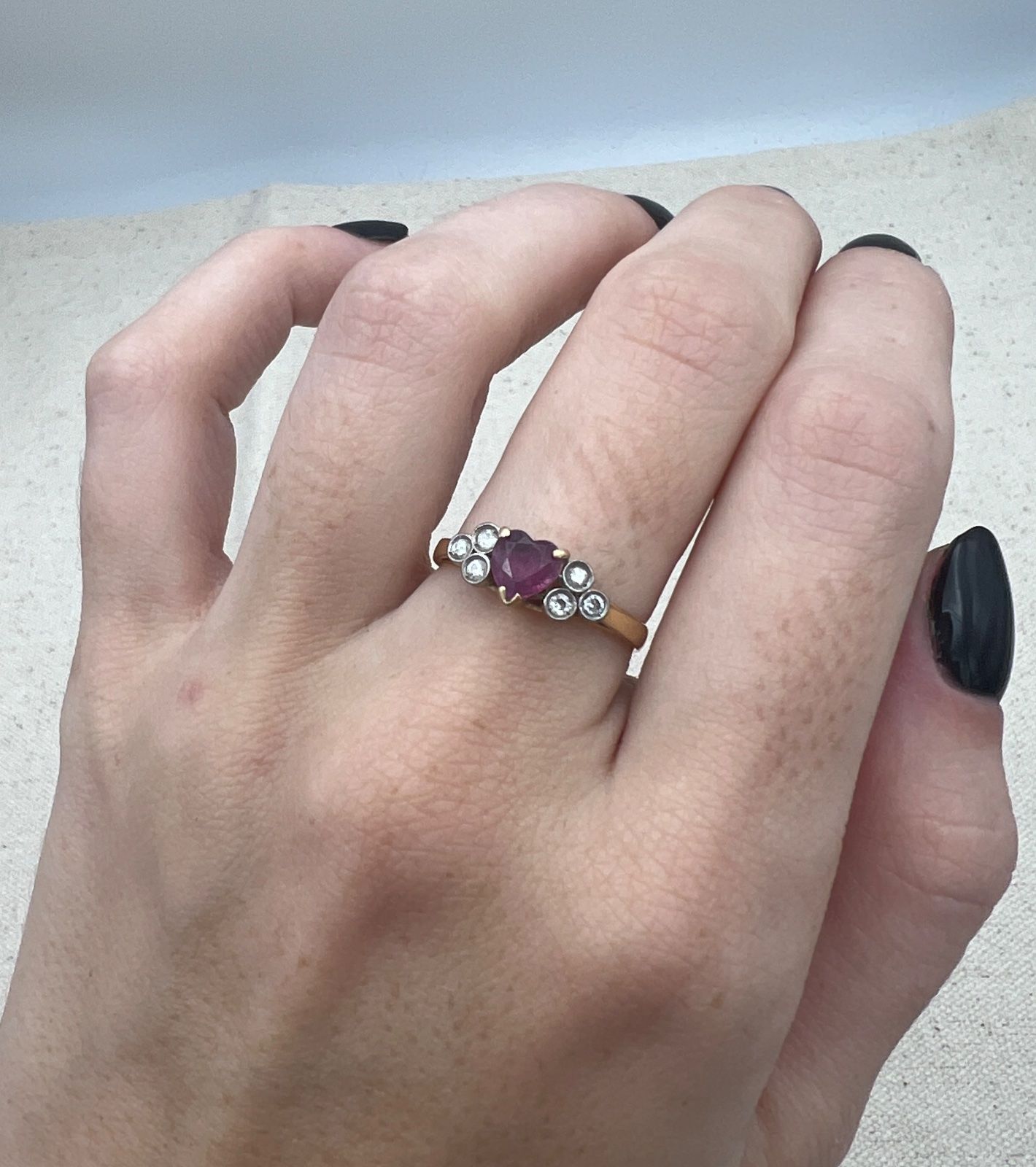 14K Gold Heart Ruby & Diamond Ring Vintage Style. Sz 6.75 3