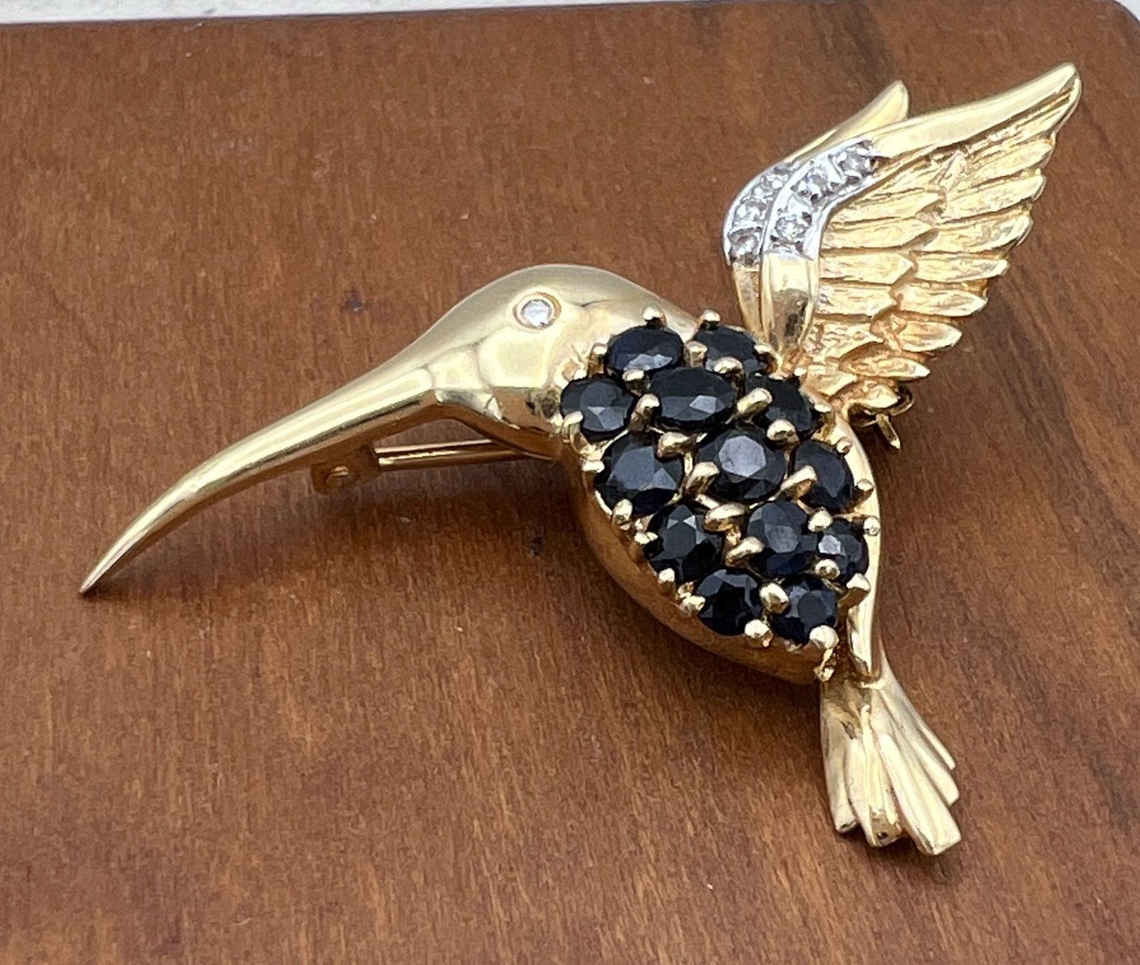 14K Gold Hummingbird Brooch with Sapphires and Diamonds 2