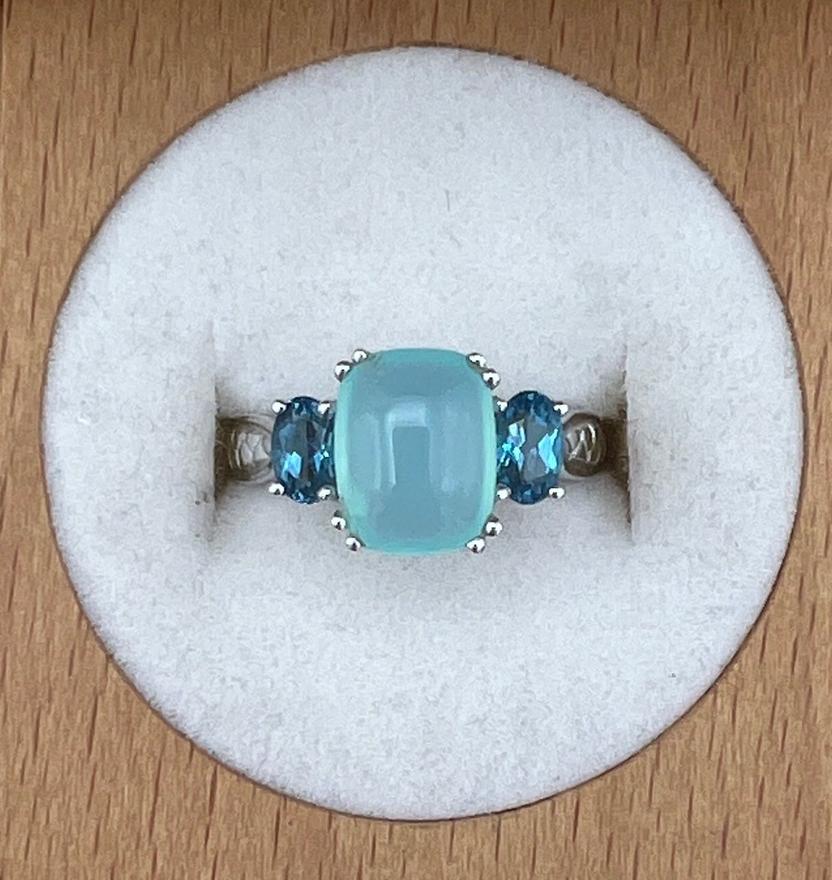 14K Gold Aqua Chalcedony Blue Topaz Diamond Three-Stone Ring. Sz 5.75