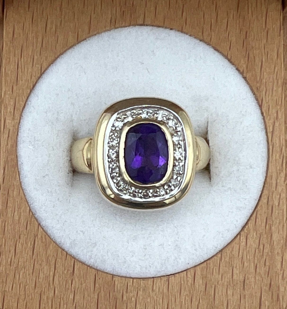 14K Yellow Gold Amethyst & Diamond Halo Cocktail Ring. Sz 6.5