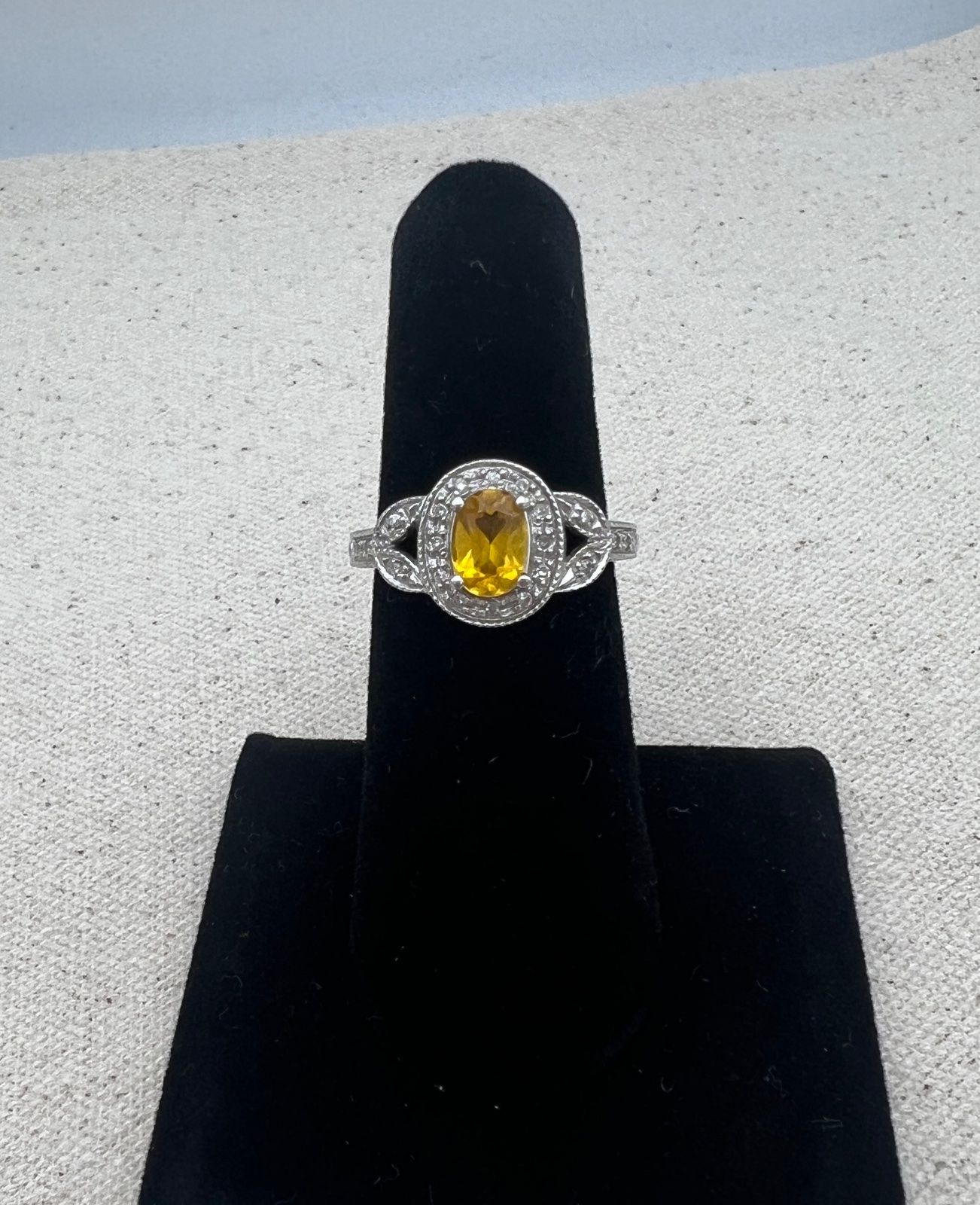 10K White Gold Citrine & Diamond Halo Ring Twisted Band. Sz 7 2