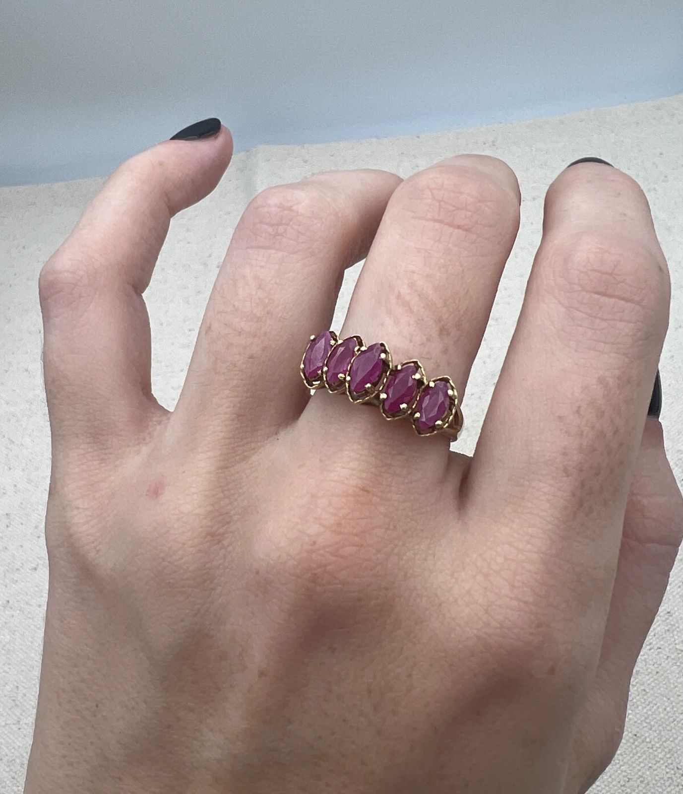 10K Yellow Gold Marquise Ruby Five-Stone Band Ring. Sz 7 3