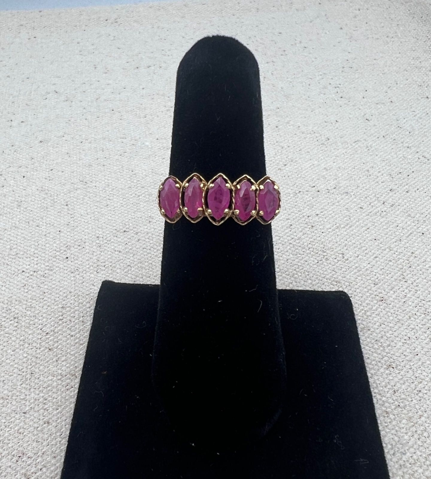 10K Yellow Gold Marquise Ruby Five-Stone Band Ring. Sz 7 2