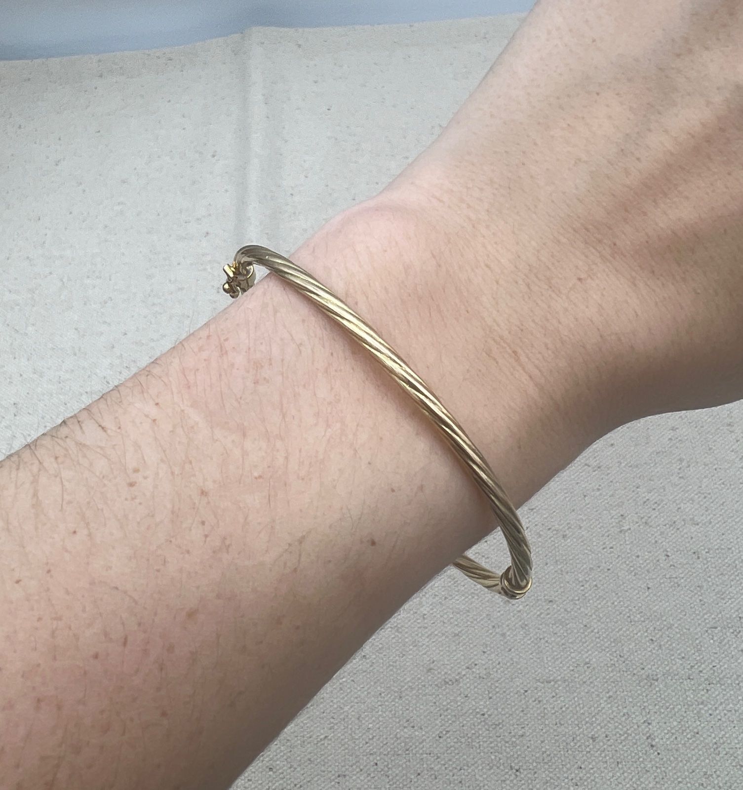 10K Yellow Gold Twisted Bangle Bracelet 3
