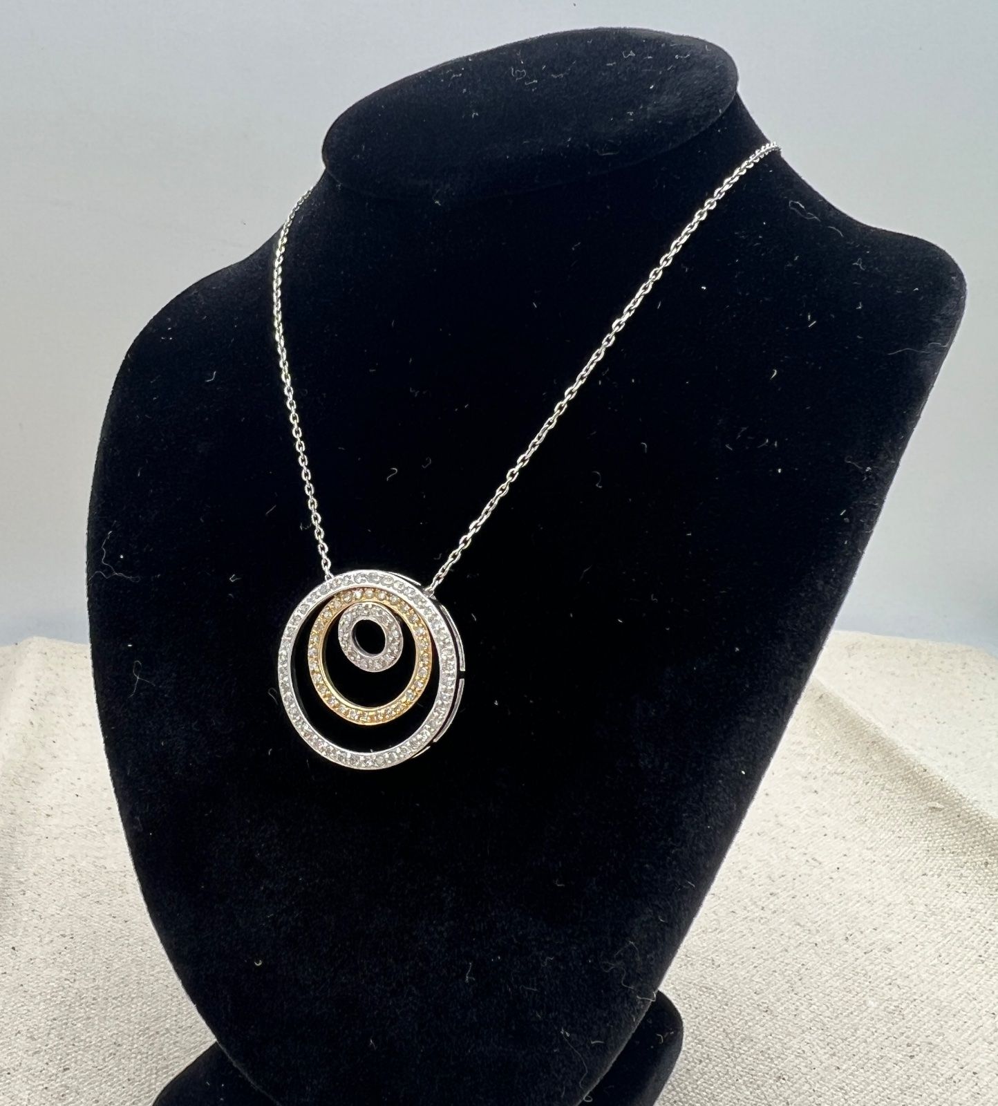 10K Two-Tone White & Yellow Gold Concentric Circle Diamond Necklace. 18" Chain. 2