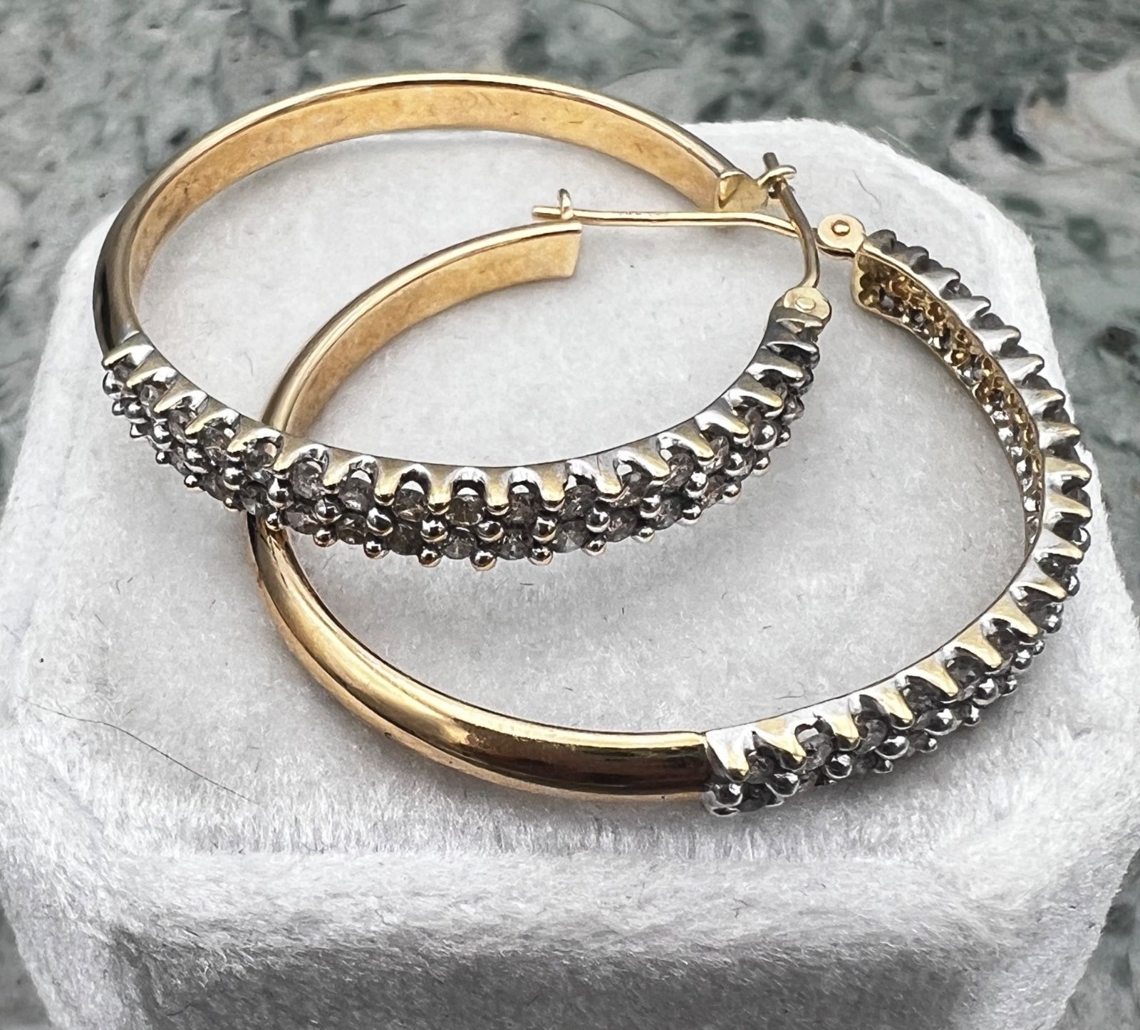 14K Gold Diamond Pavé Hoop Earrings 2