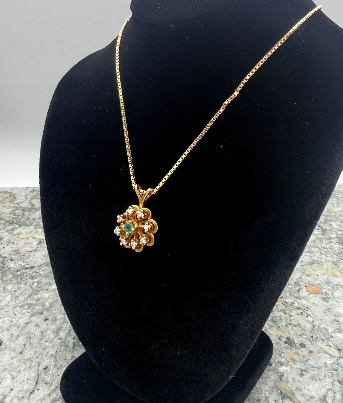 14K Gold Flower Pendant Necklace with Diamonds and Emerald 2