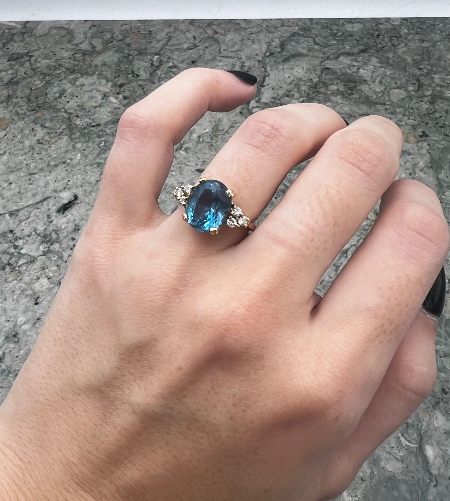 14K Gold Blue Topaz & Diamond Cocktail Ring. Sz 4.75 3