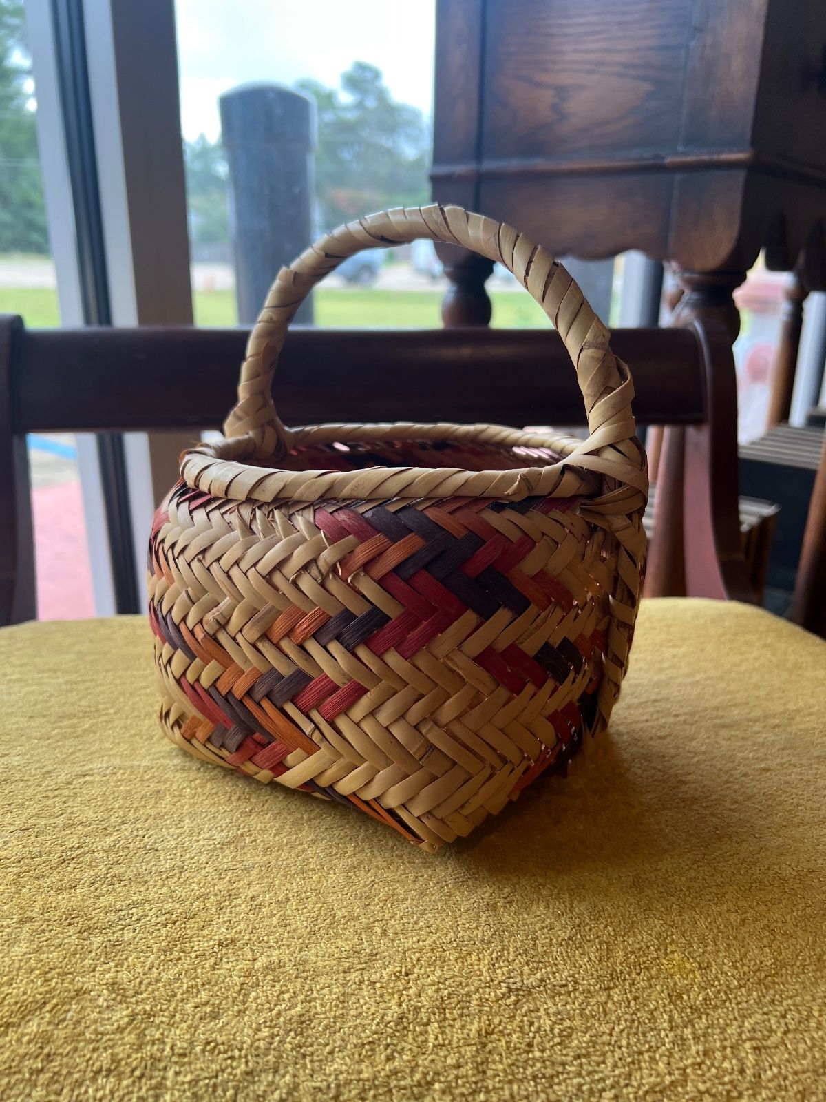 Mississippi Choctaw Handwoven River Cane Basket with Handle 2