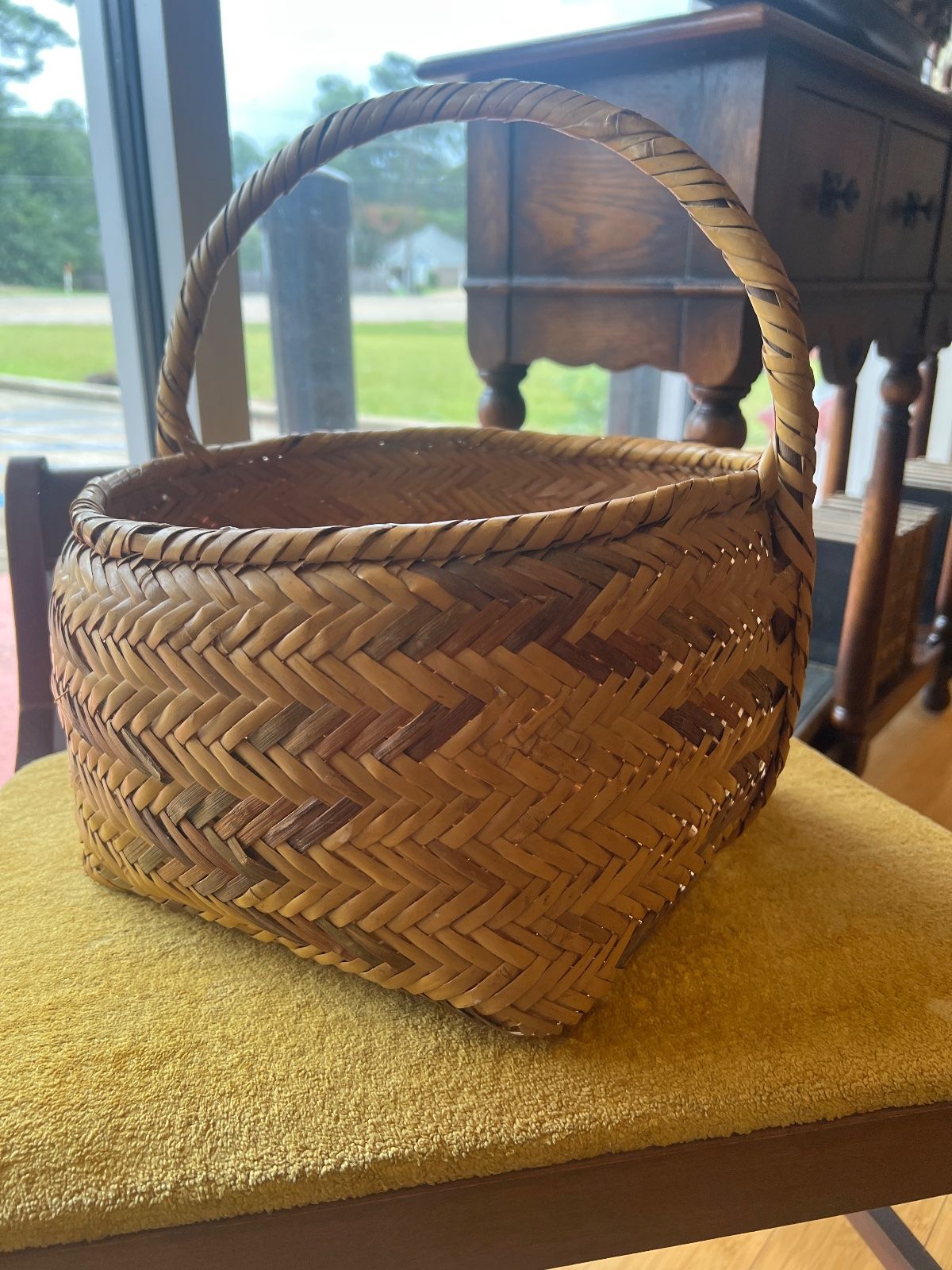 Mississippi Choctaw River Cane Basket with Handle Herringbone Pattern 2