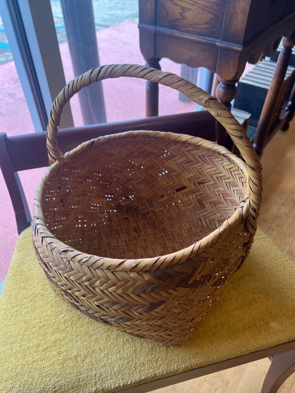 Mississippi Choctaw River Cane Basket with Handle Herringbone Pattern 3