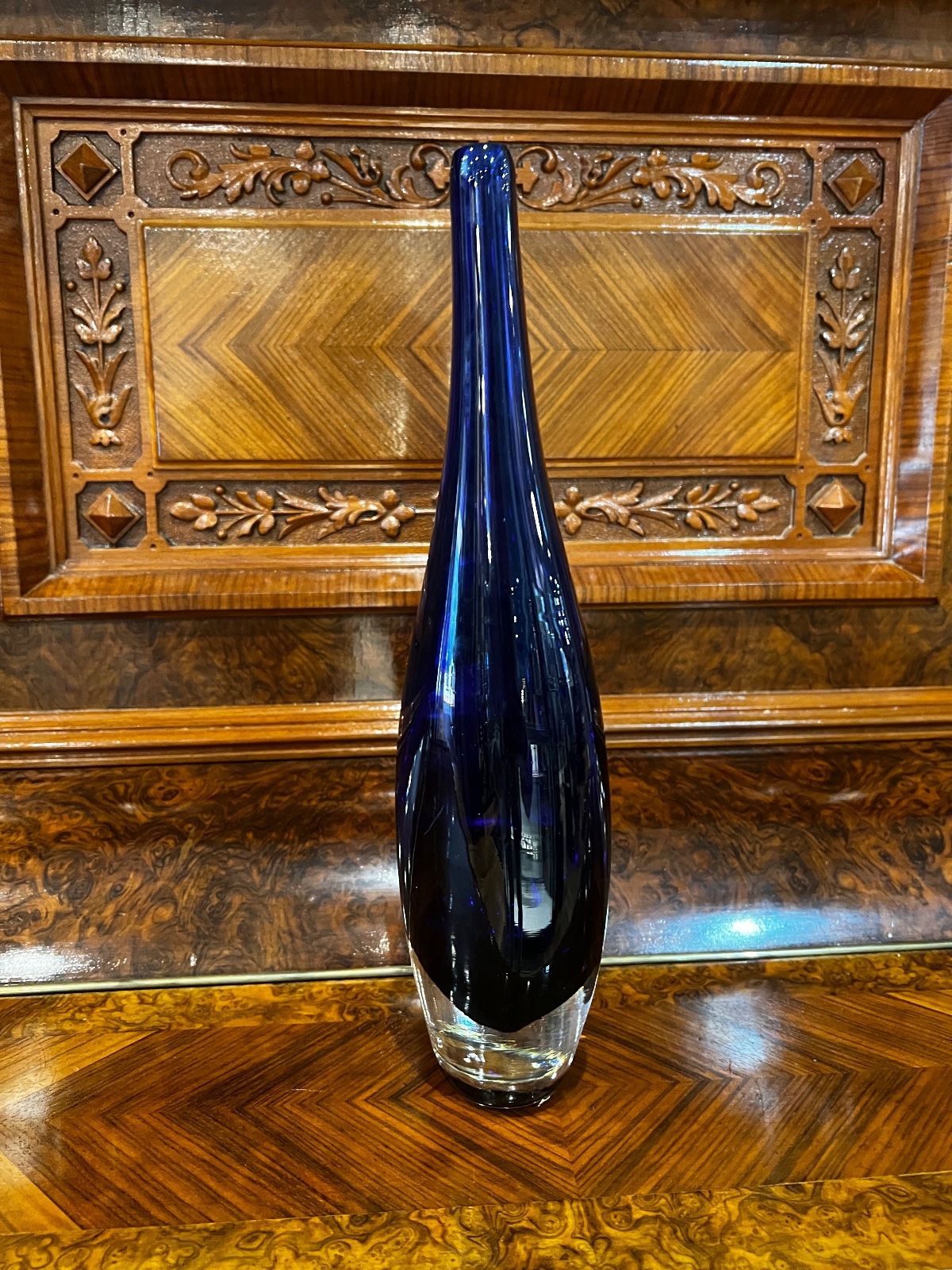 Tall Cobalt Blue & Purple Art Glass Vase – 13.5" 2