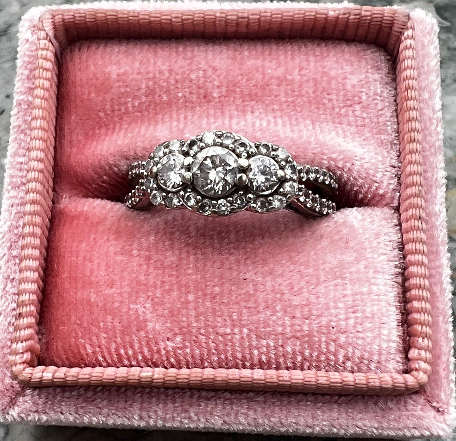 14K White Gold Round Diamond Halo Wedding Ring Set 3