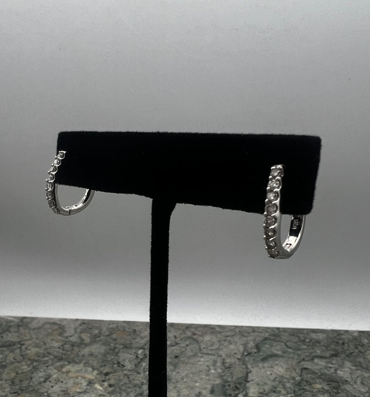 10K White Gold Round Diamond Huggie Hoop Earrings 4