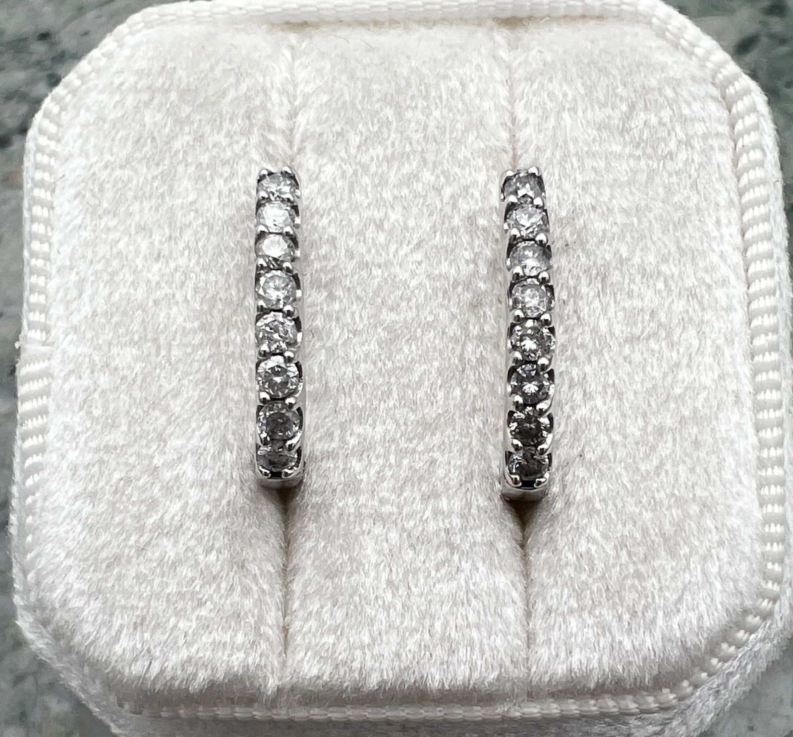 10K White Gold Round Diamond Huggie Hoop Earrings