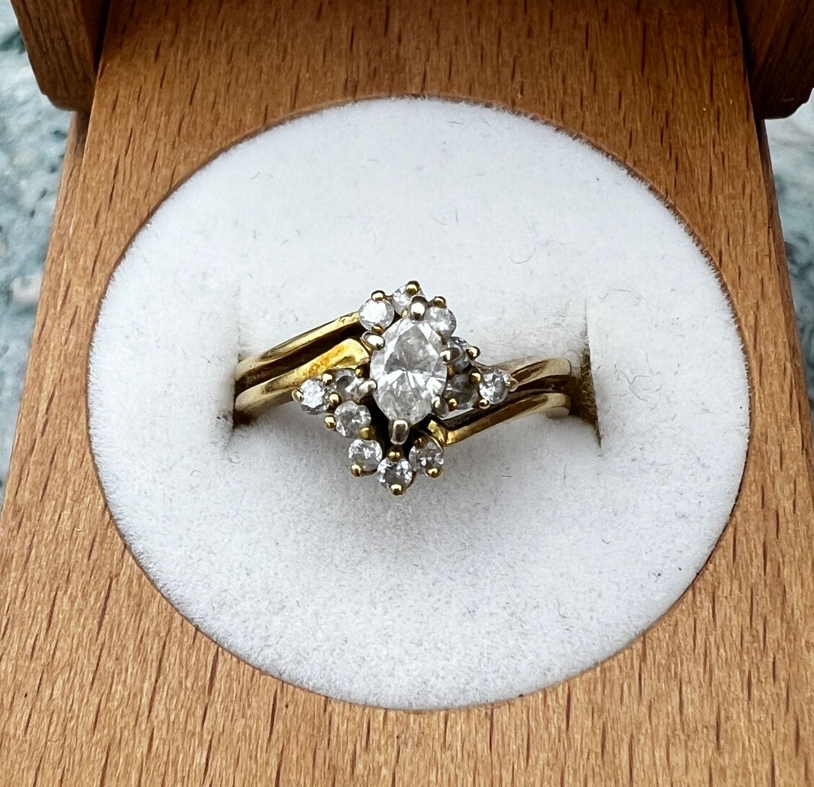 18K Yellow Gold Vintage-Style Diamond Cluster Ring 3