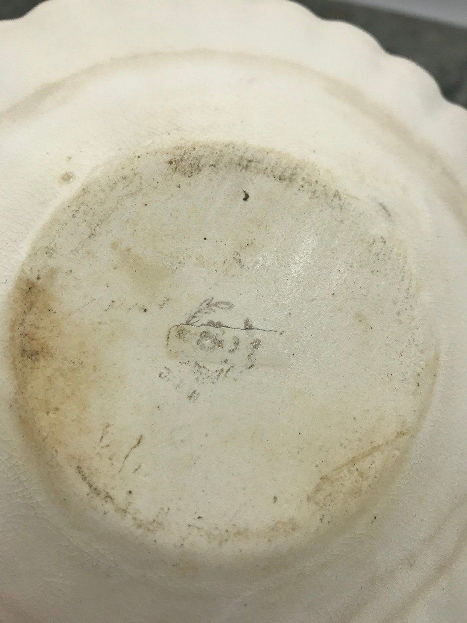 Japanese Made Imari-esc Scalloped Edge Saucer 4