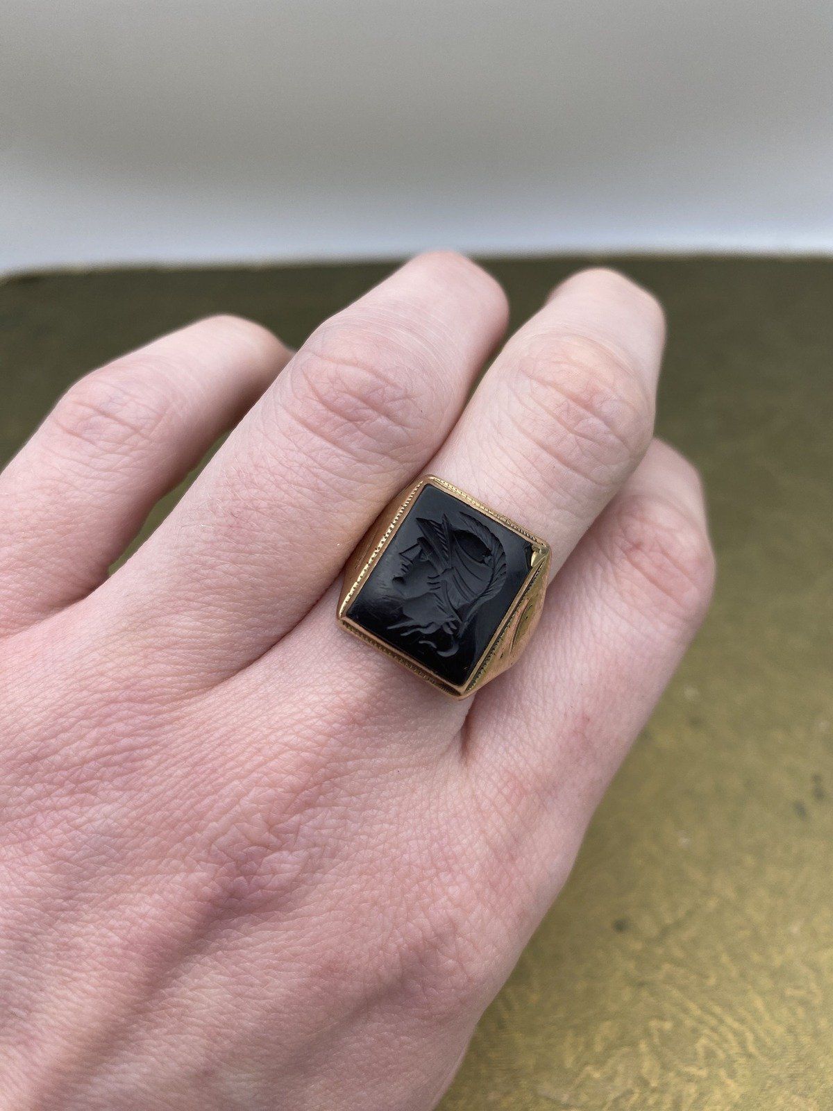 Antique Men's 10k Gold Georgian Warrior Head Onyx Intaglio Ring #2177 6