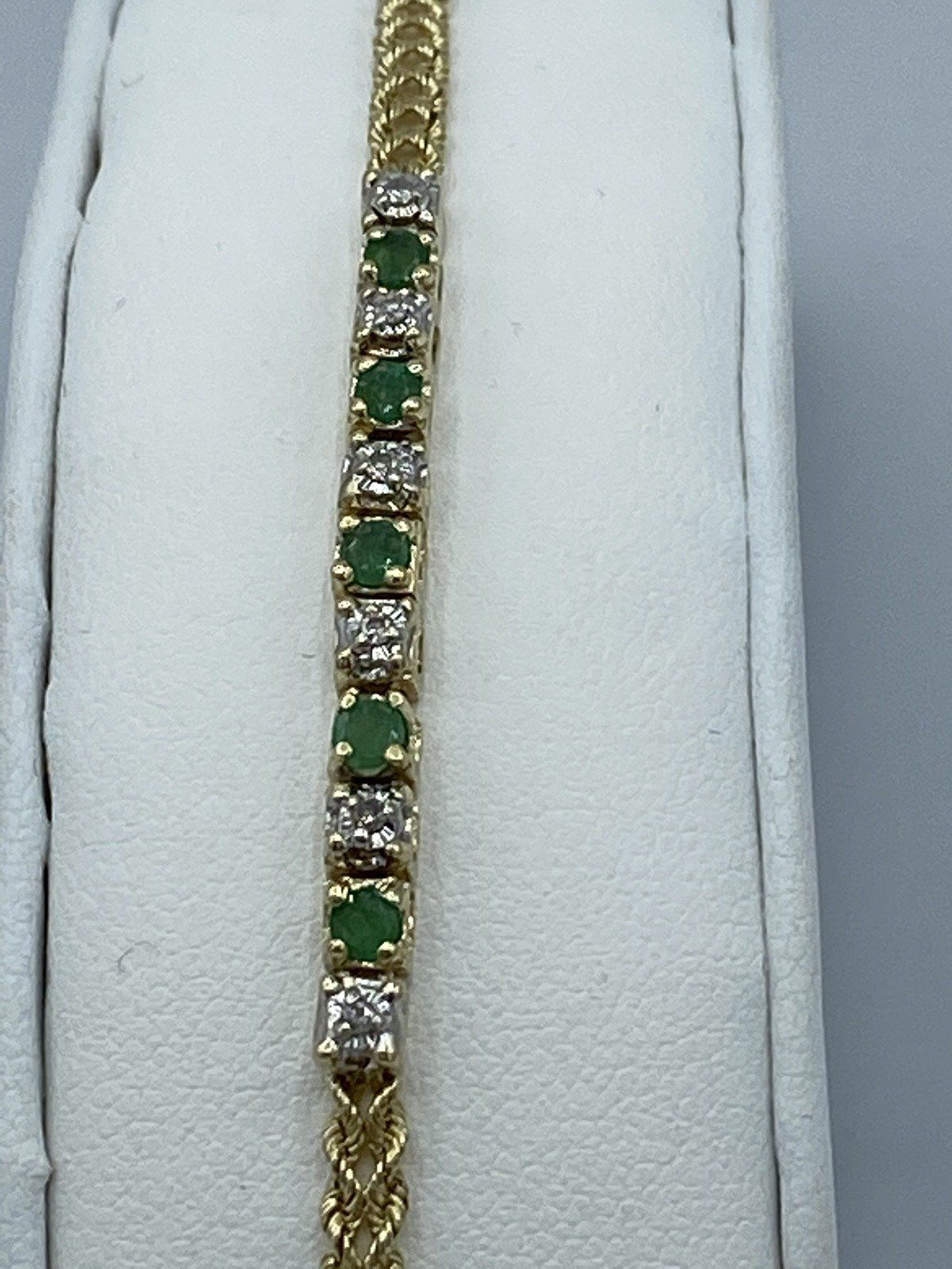 Diamond and Emerald Bracelet 14K Gold 2