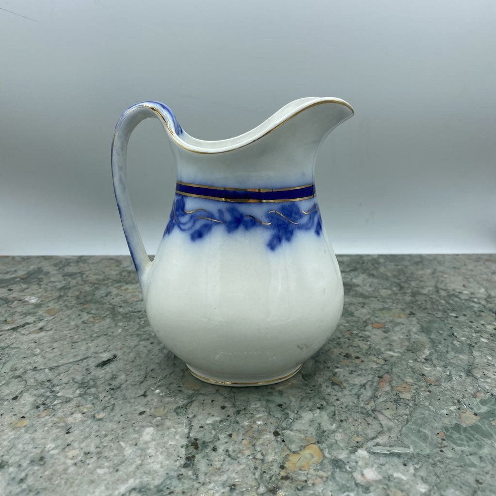 J G Meakin Hanley England Pitcher 608