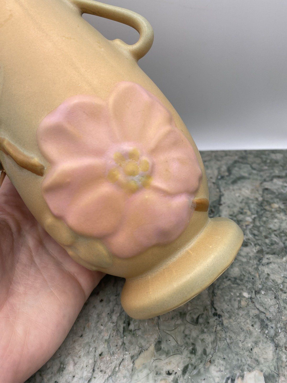Near Antique c.1930s Weller Wild Rose 6.75 Handled 7