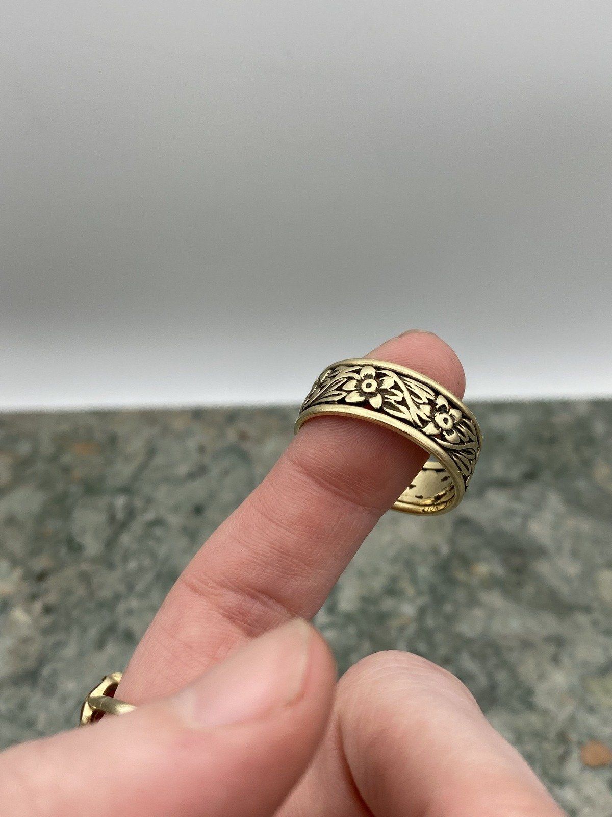 Men's Antique Reticulated Hand Carved 10k Gold Daffodil Motif Ring Band #2774 9