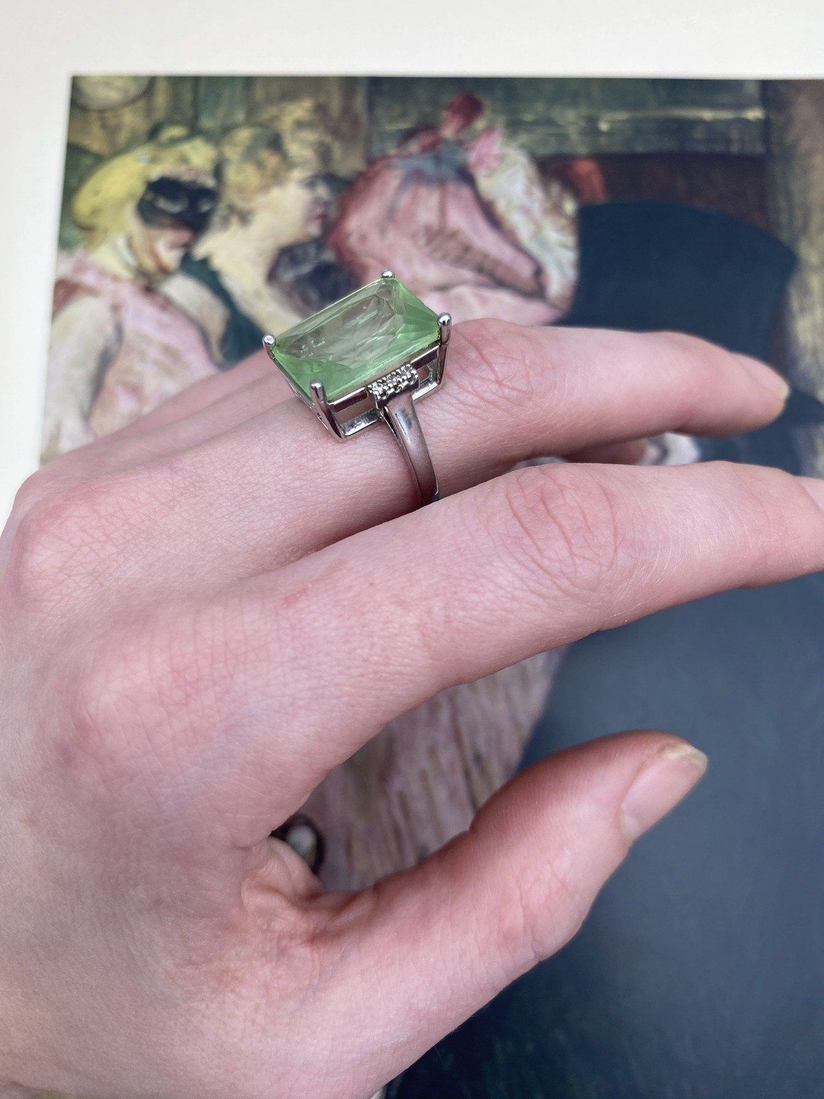 Vintage Sterling Silver Plated Ring w Large Emerald Cushion Cut Uranium Glass Cocktail Ring 3