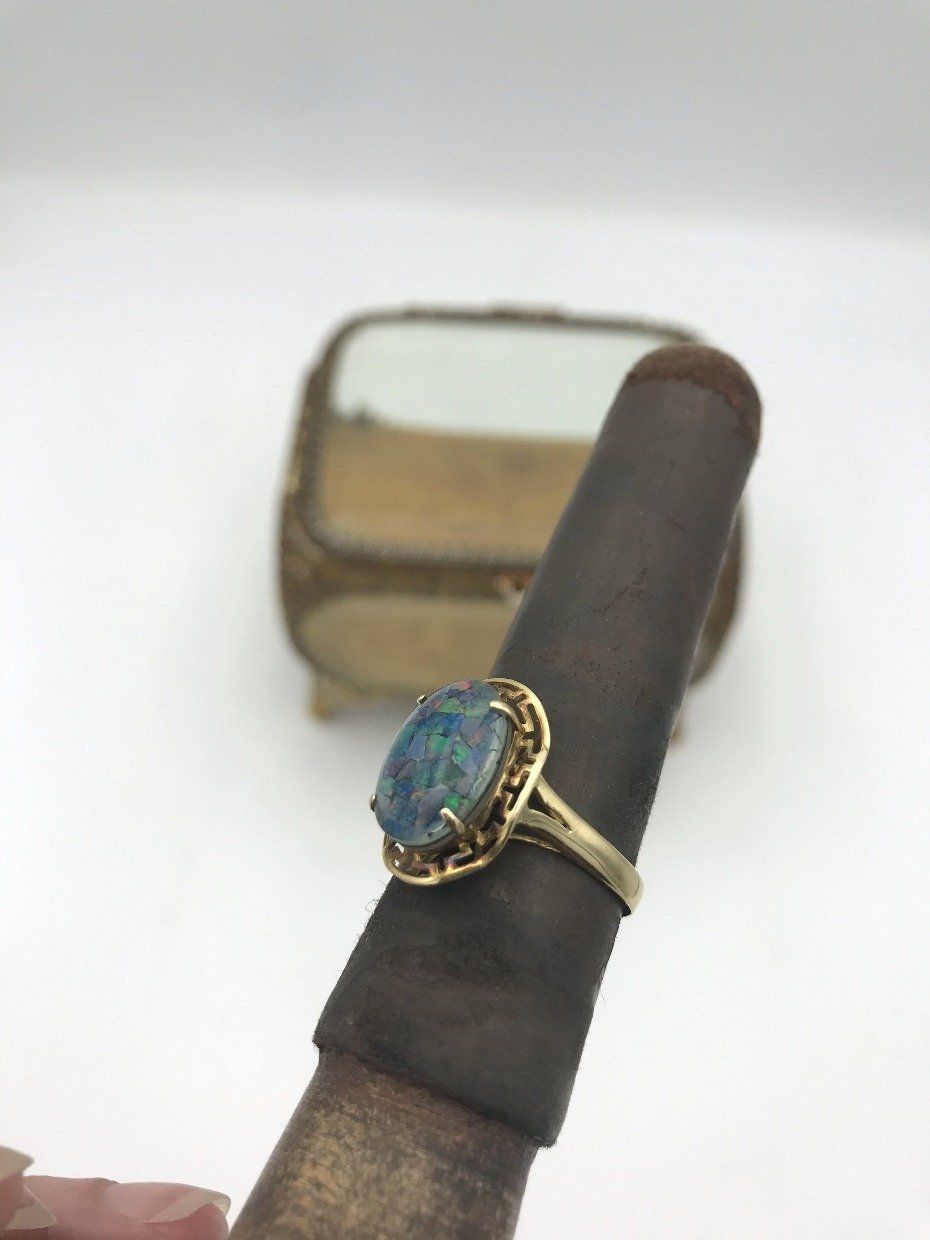 14k Gold Crushed Black Opal Doublette Meander Ring 4
