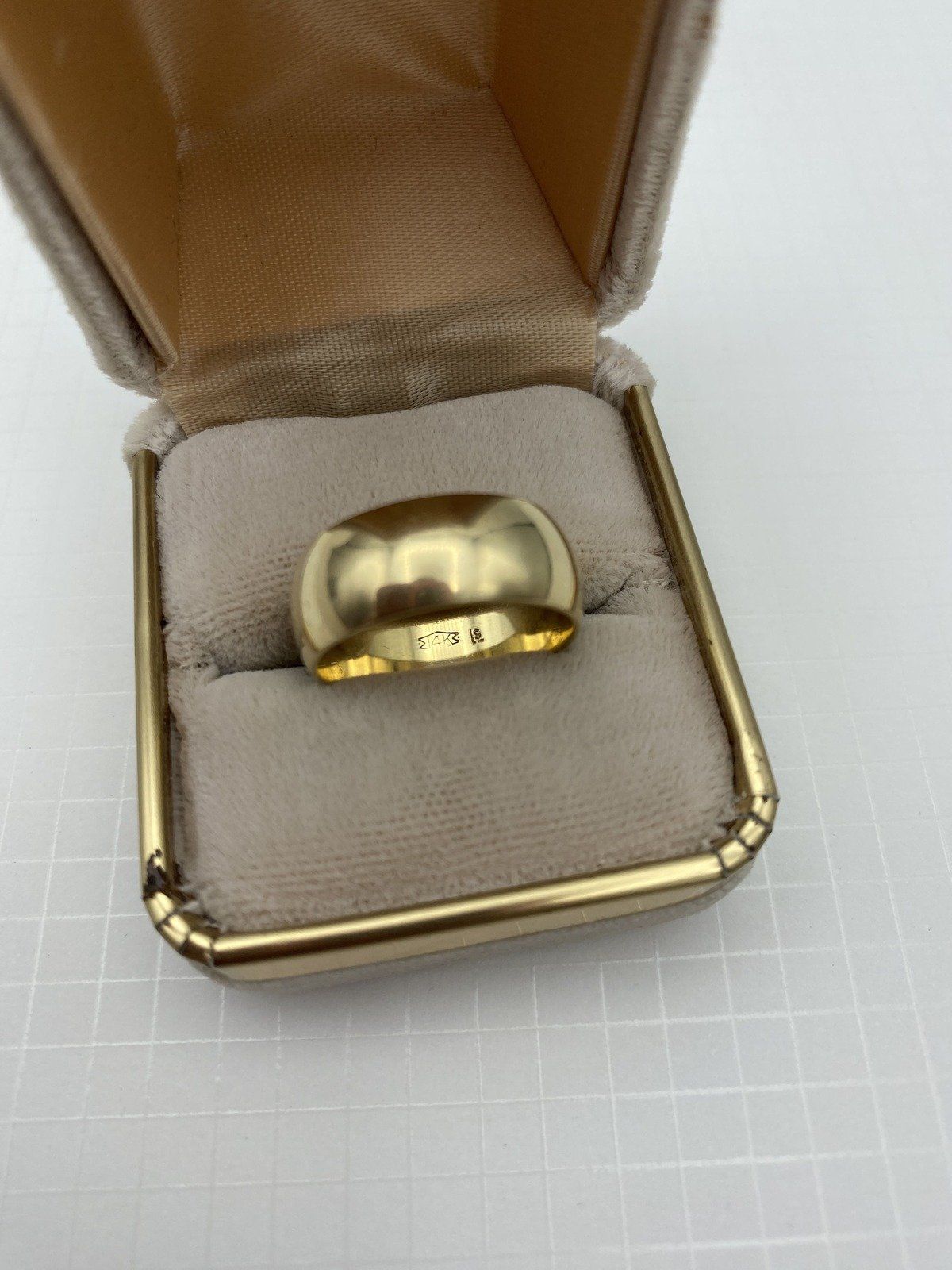Lovely 14k Gold Wide 7mm Rounded Cigar Ring Band 7