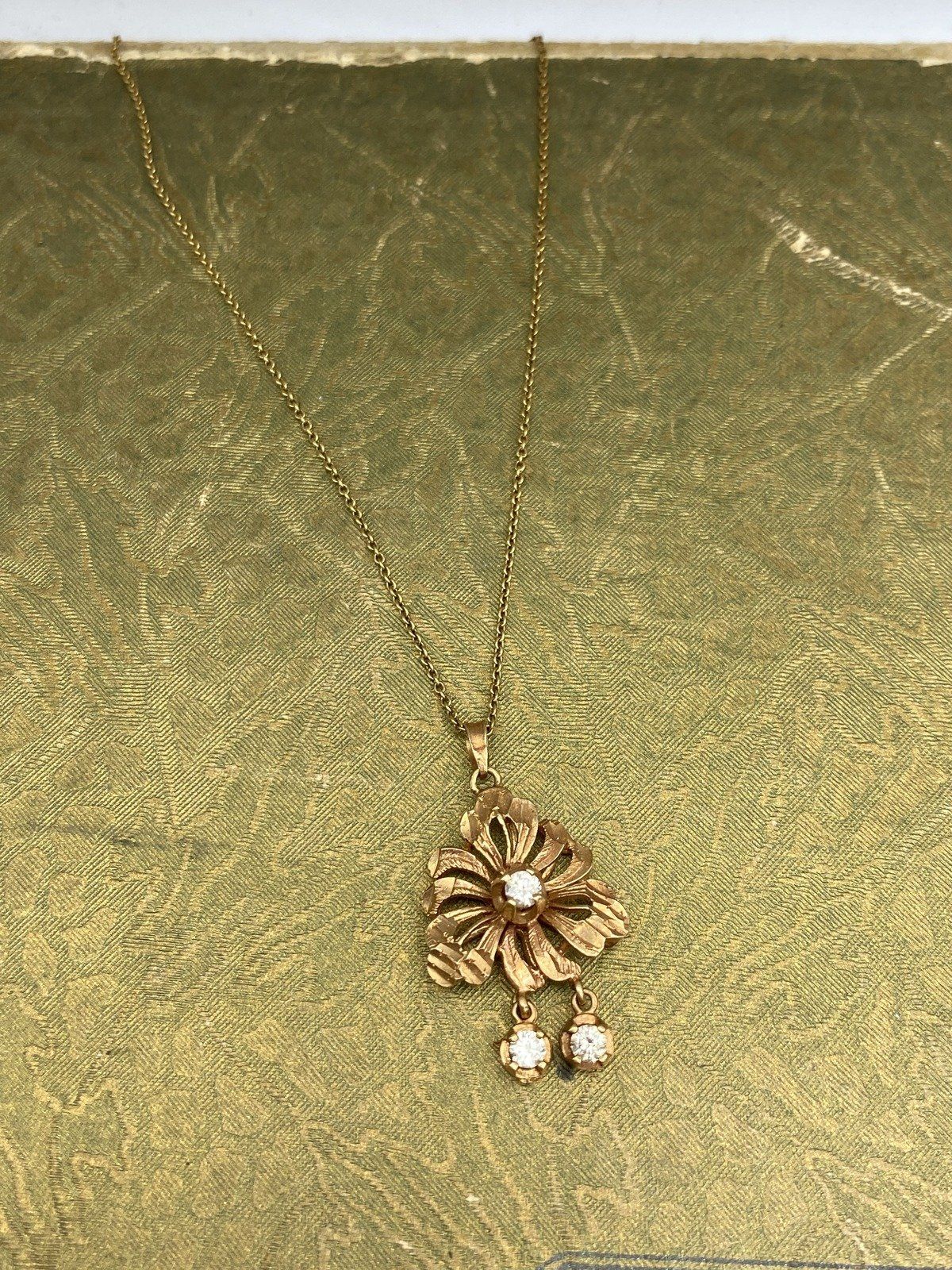 Antique Victorian 18k Gold Flower 18L Drop Necklace w Diamond Center + Charms 4