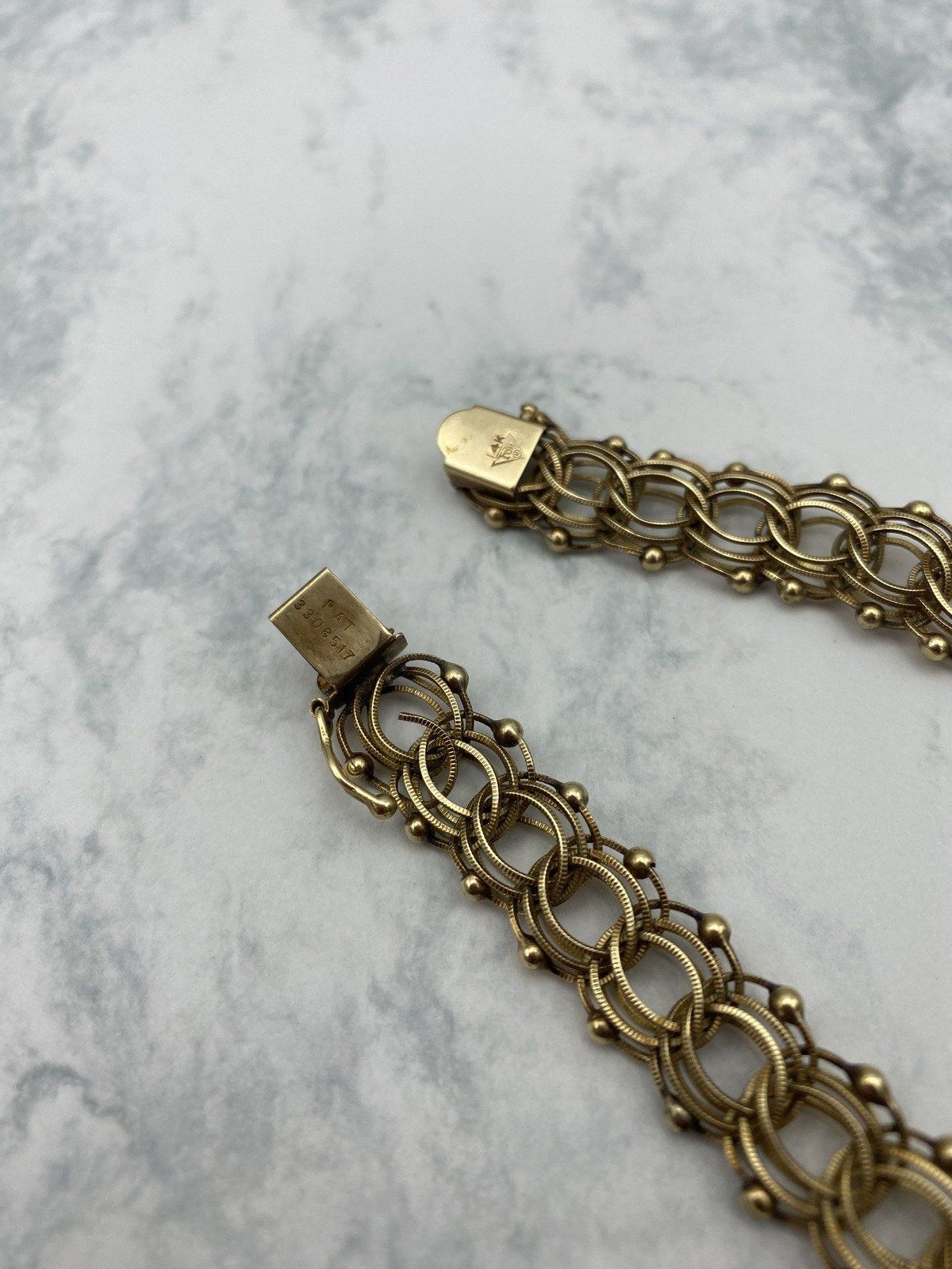 Vintage Solid 14k Gold Interlocking Loop + Grommet Statement/Starter Charm Bracelet 8L 12