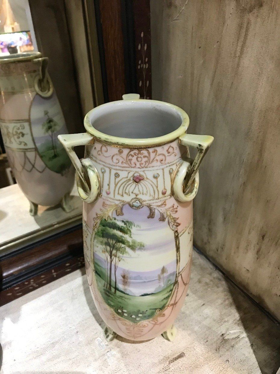 Pastel Pink Garland Gilt Cameo Lake Nippon Foot Vase 3