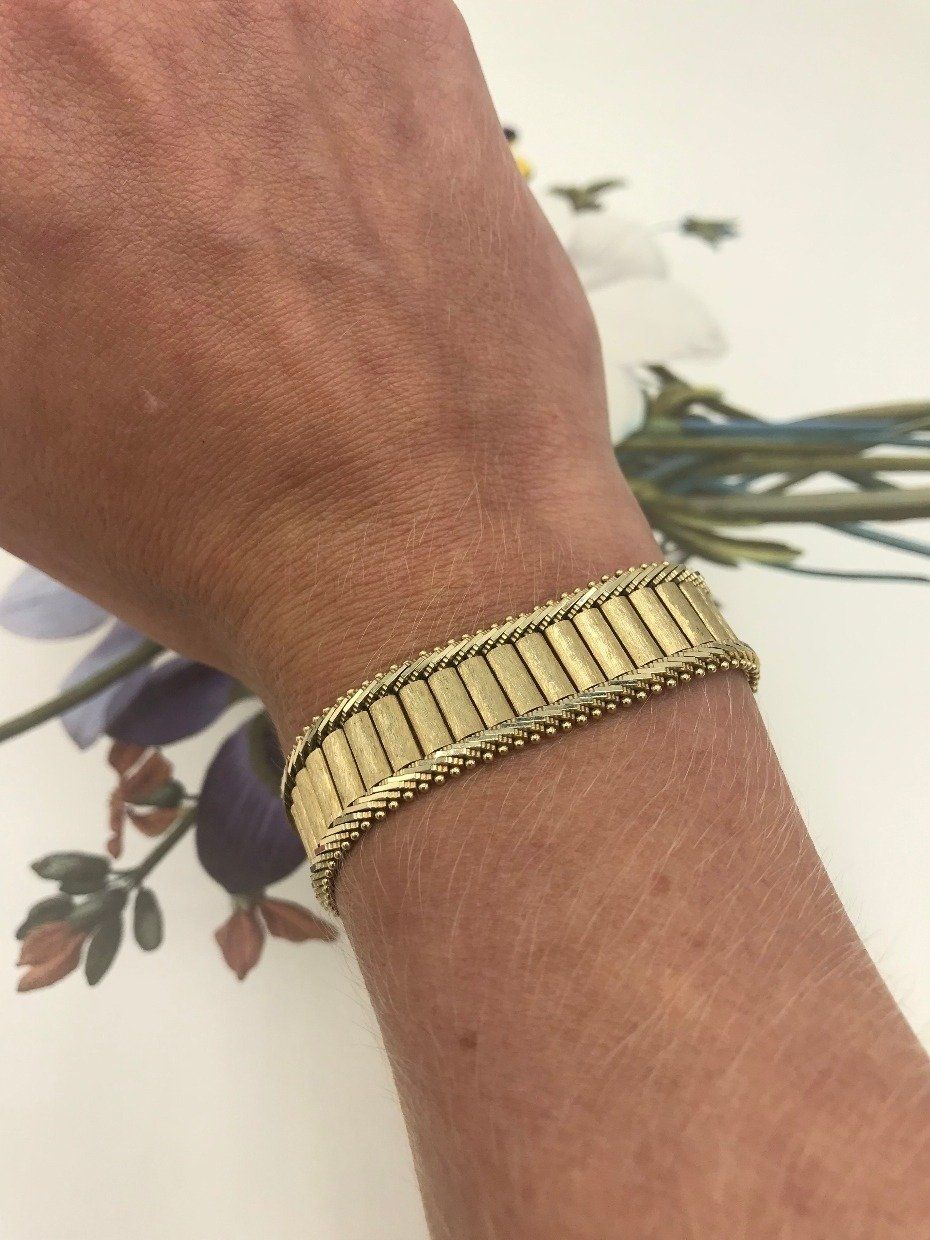 14k Gold Brushed Barrel Wide Link Bracelet w Granulated Edge 2
