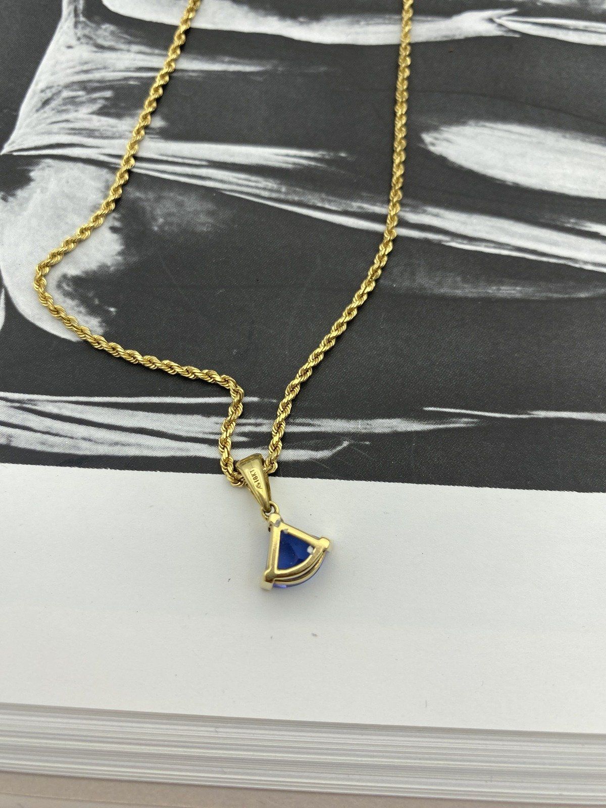 18k Gold Natural Blue Tanzanite Round Trillion 18L Drop Necklace w Diamond Bail Details 5